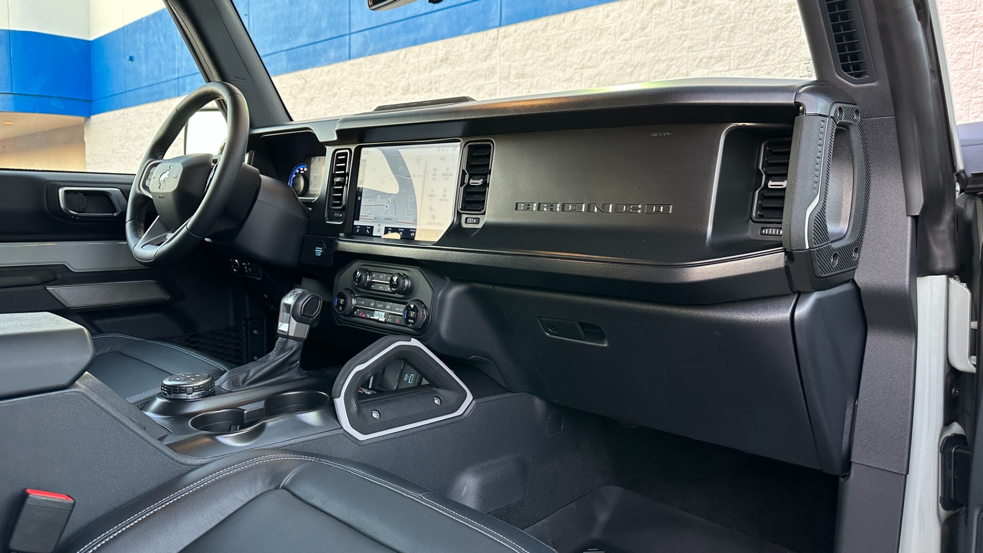 Used 2021 Ford Bronco FIREST EDITION S/N 26 / LEATHER / SASQUATCH / BULLBAR / HARD TOP for sale $76,000 at Formula Imports in Charlotte NC 28227 26
