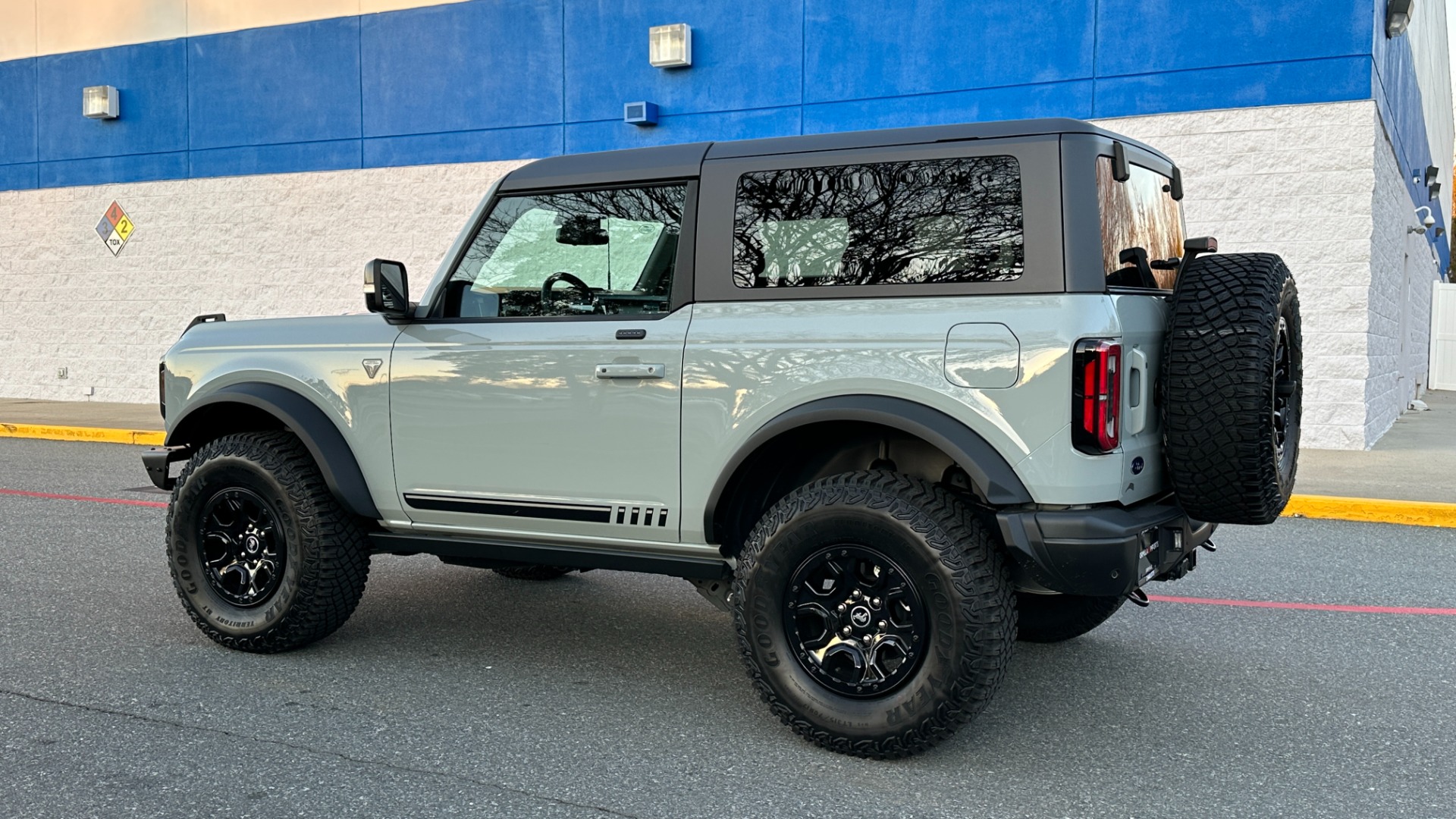 Used 2021 Ford Bronco FIREST EDITION S/N 26 / LEATHER / SASQUATCH / BULLBAR / HARD TOP for sale $76,000 at Formula Imports in Charlotte NC 28227 3