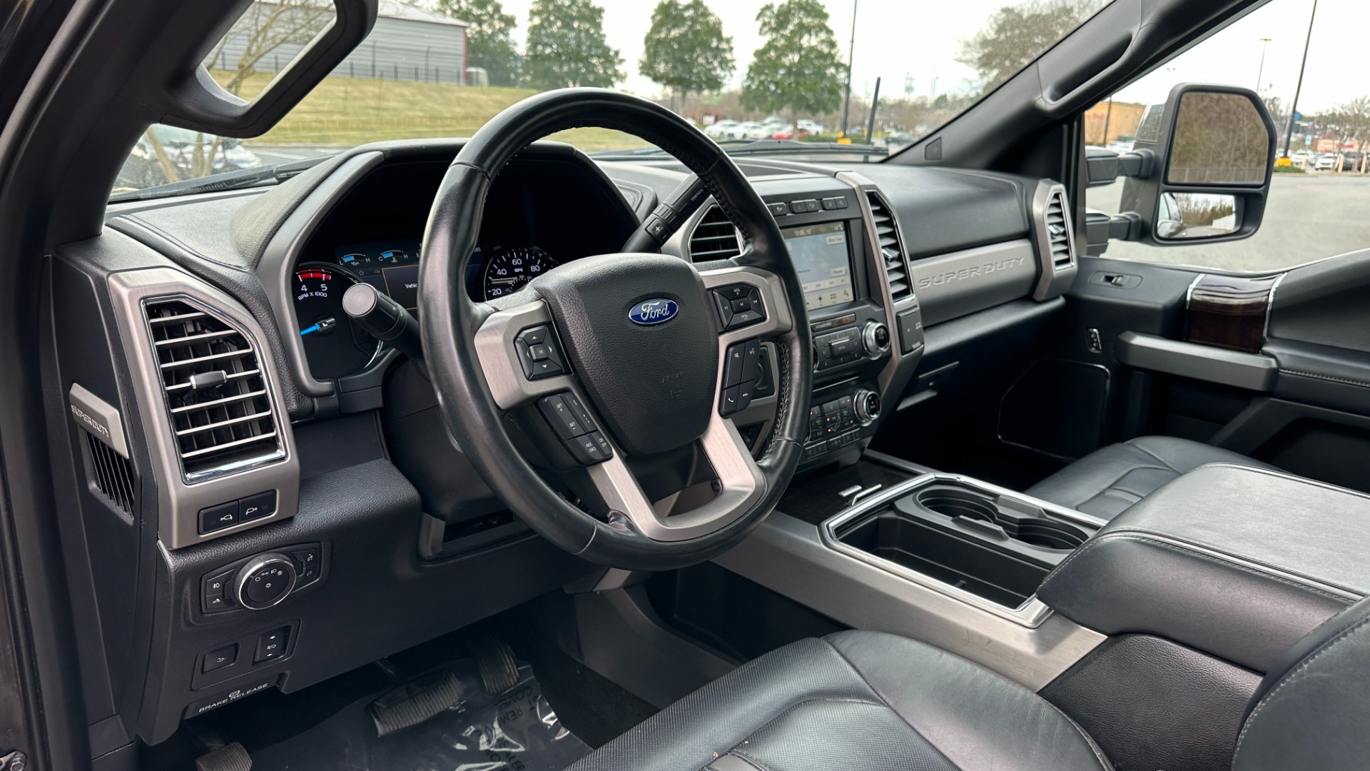 Used 2017 Ford Super Duty F-250 SRW PLATINUM / ULTIMATE PACKAGE / FX4 OFFROAD / 6.7L POWERSTROKE DIESEL for sale Sold at Formula Imports in Charlotte NC 28227 12