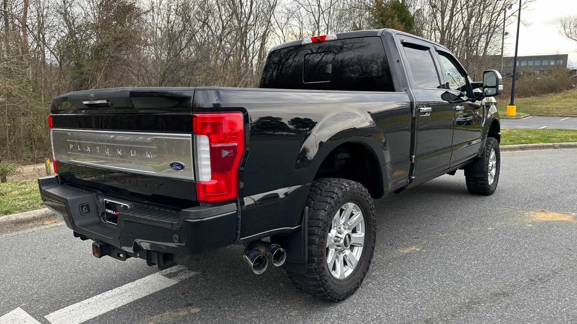 Used 2017 Ford Super Duty F-250 SRW PLATINUM / ULTIMATE PACKAGE / FX4 OFFROAD / 6.7L POWERSTROKE DIESEL for sale Sold at Formula Imports in Charlotte NC 28227 7