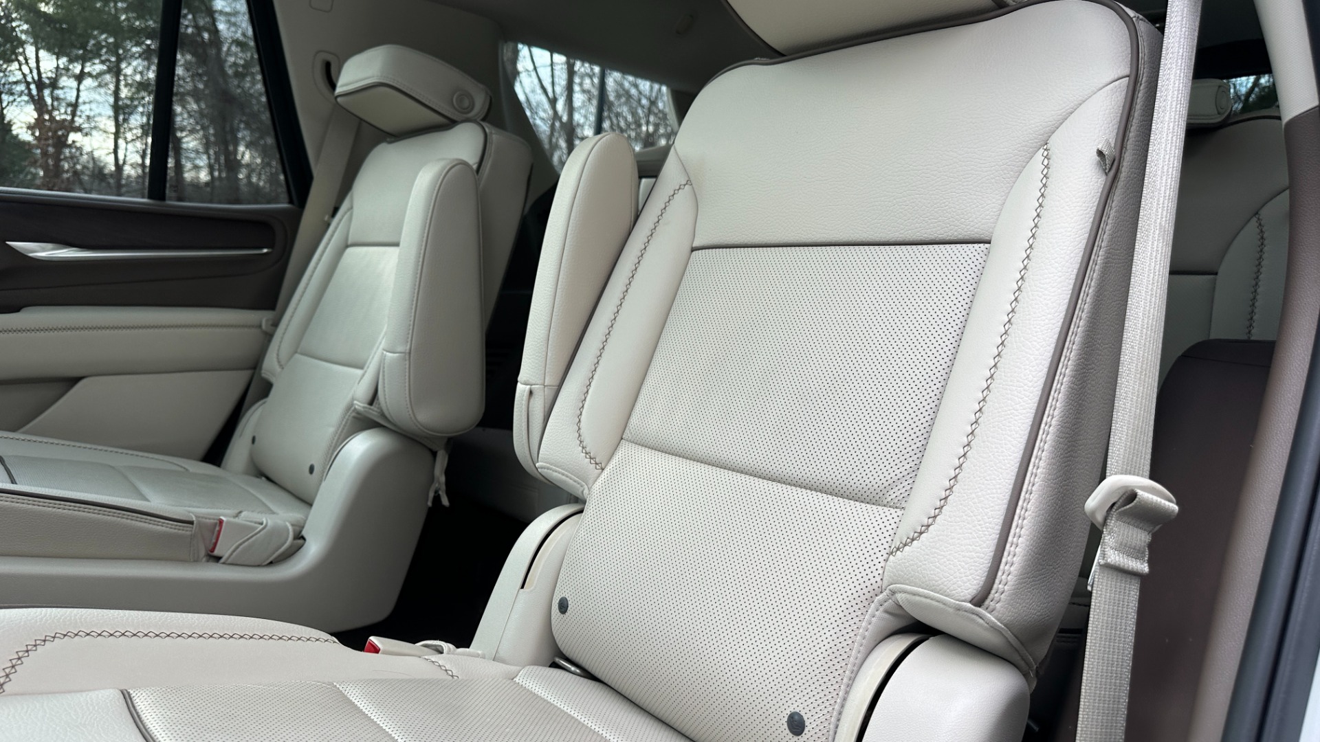 Used 2022 GMC Yukon DENALI / DURAMAX DIESEL / PANORAMIC ROOF / 22IN WHEELS for sale $79,999 at Formula Imports in Charlotte NC 28227 27