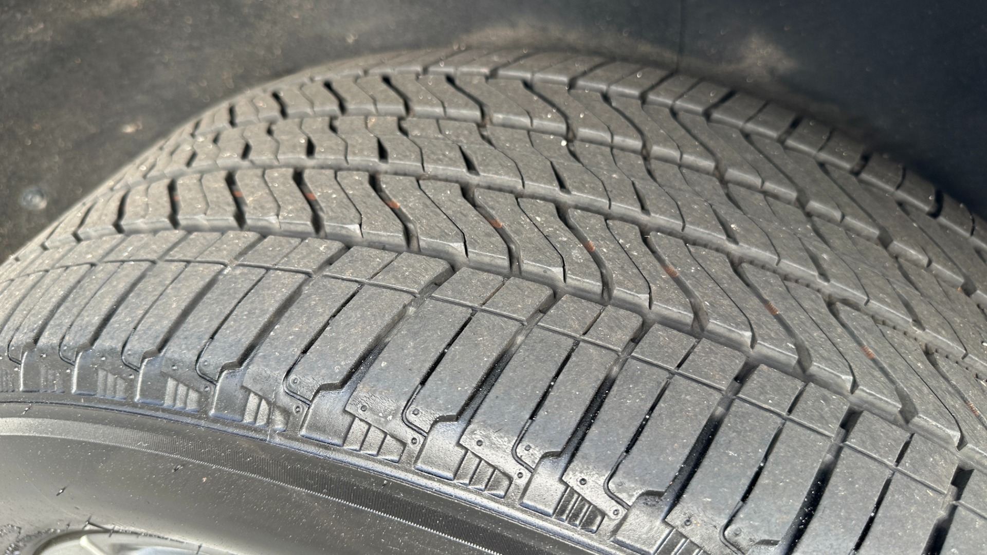 Used 2022 GMC Yukon DENALI / DURAMAX DIESEL / PANORAMIC ROOF / 22IN WHEELS for sale Sold at Formula Imports in Charlotte NC 28227 55
