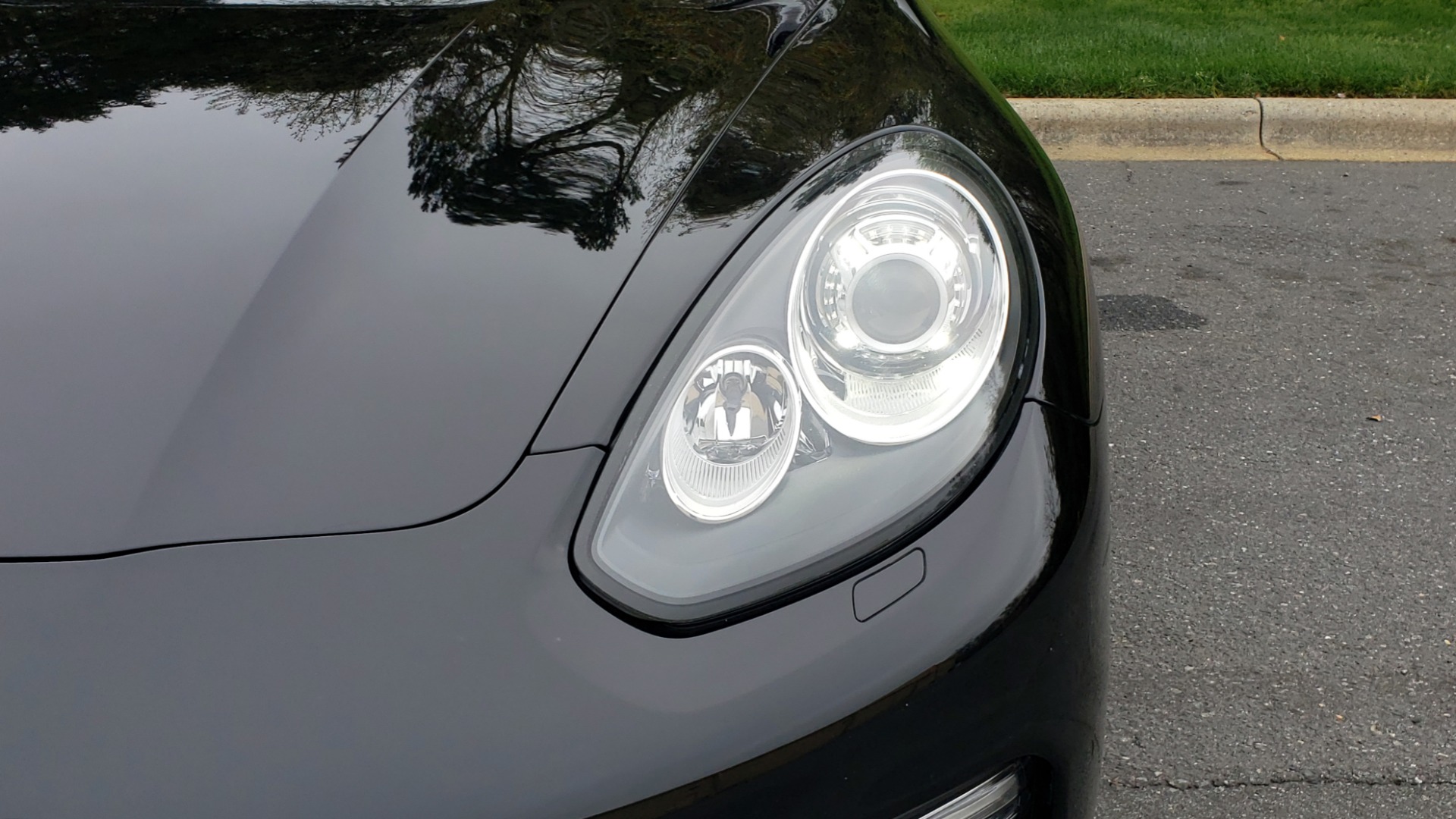 Used 2014 Porsche Panamera Turbo for sale Sold at Formula Imports in Charlotte NC 28227 25