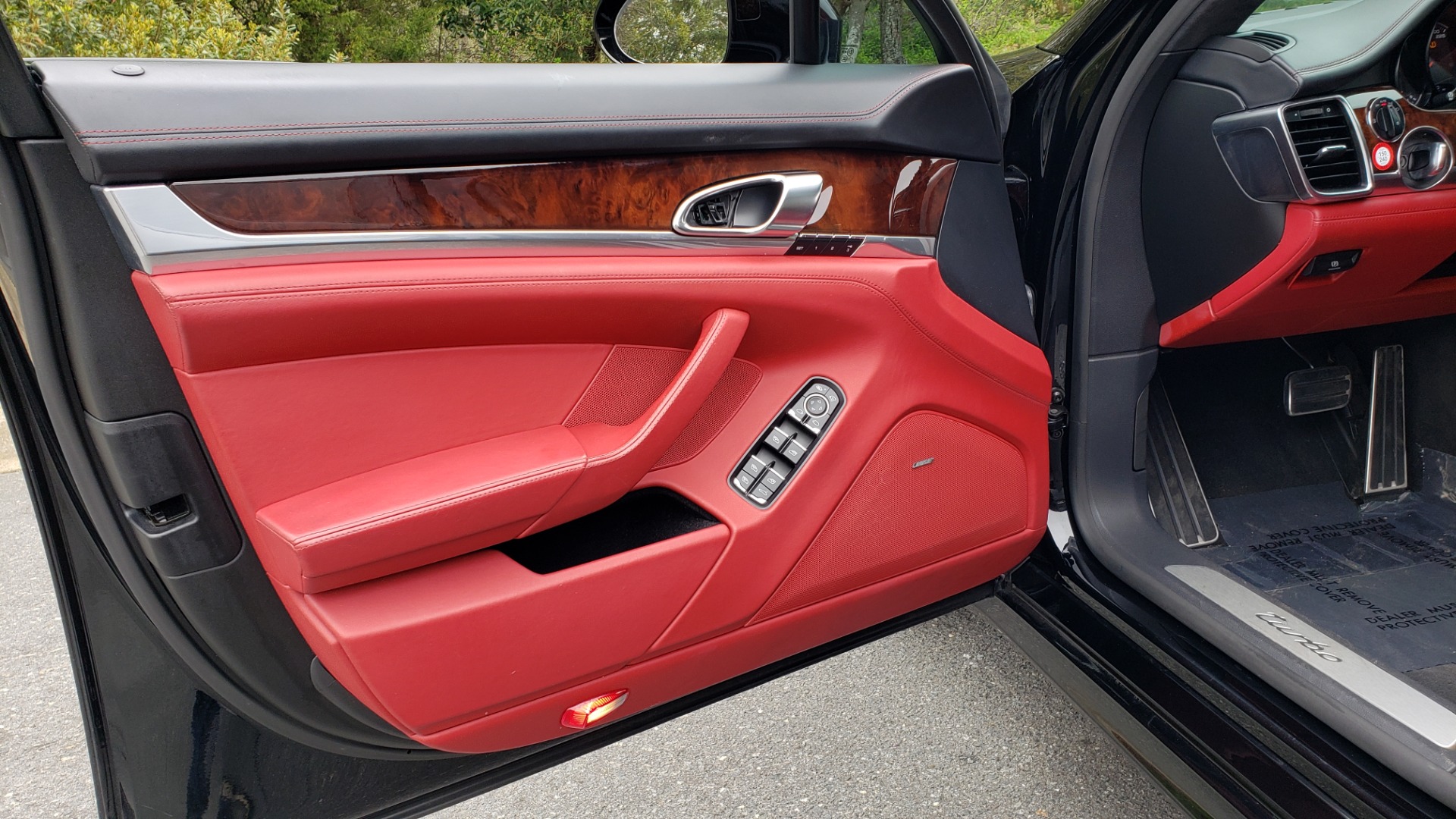 Used 2014 Porsche Panamera Turbo for sale Sold at Formula Imports in Charlotte NC 28227 34