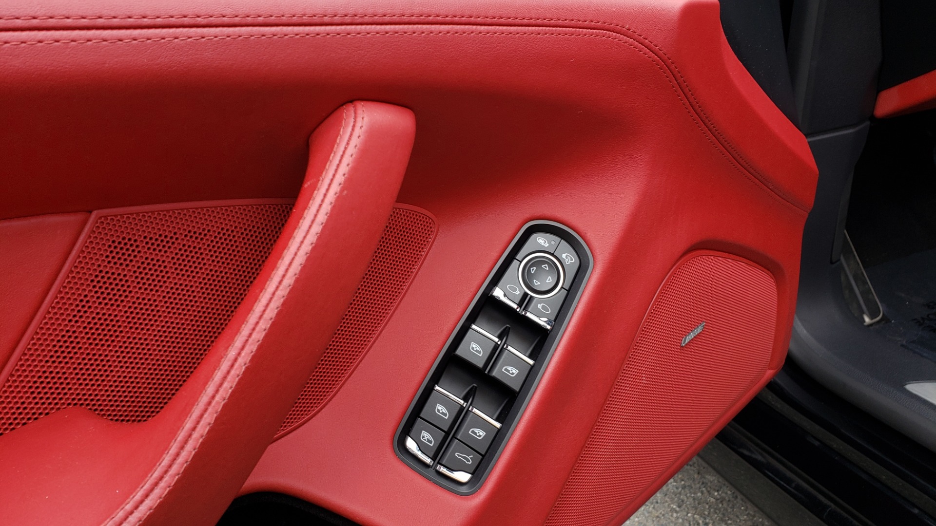 Used 2014 Porsche Panamera Turbo for sale Sold at Formula Imports in Charlotte NC 28227 35