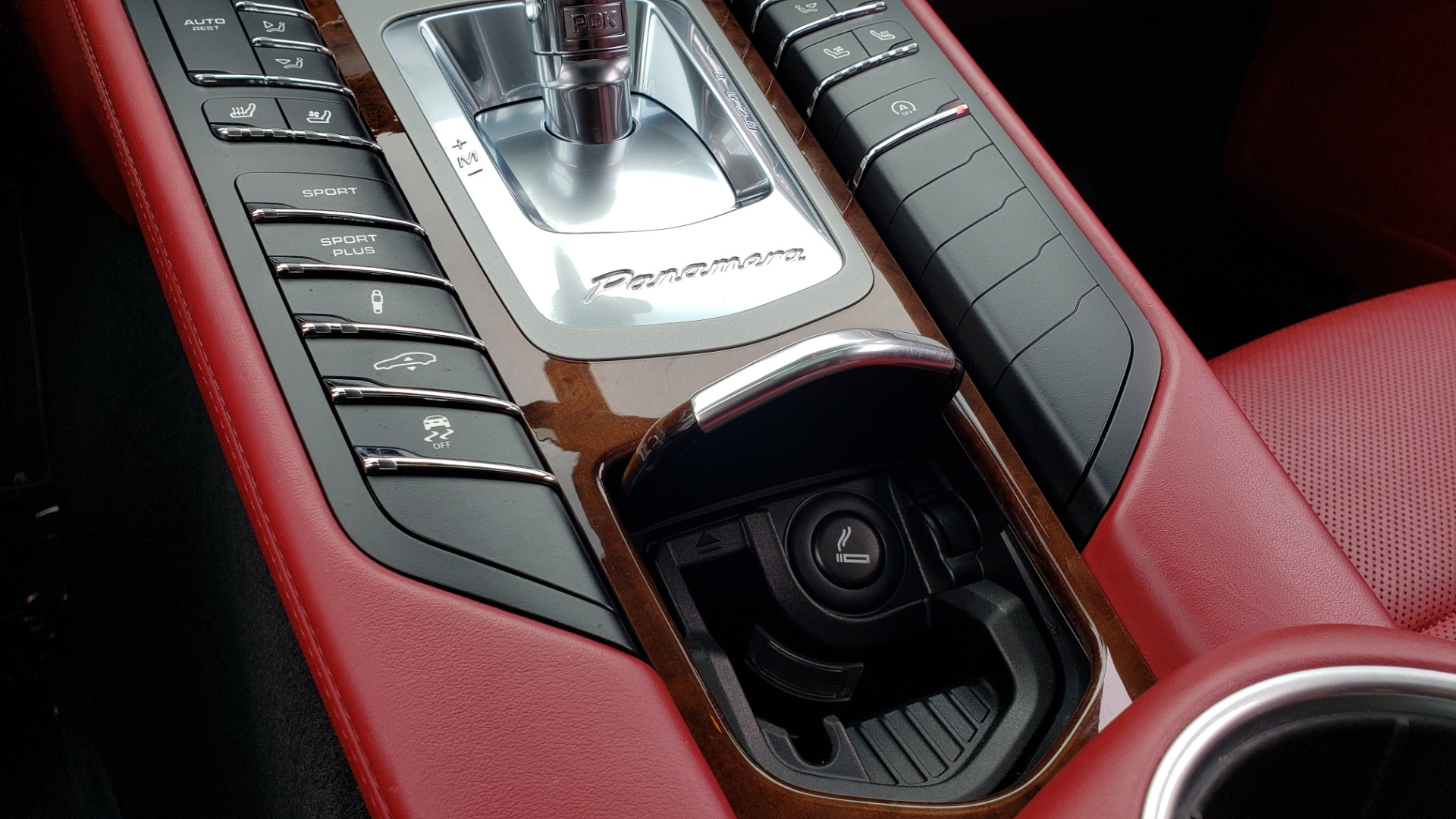 Used 2014 Porsche Panamera Turbo for sale Sold at Formula Imports in Charlotte NC 28227 51