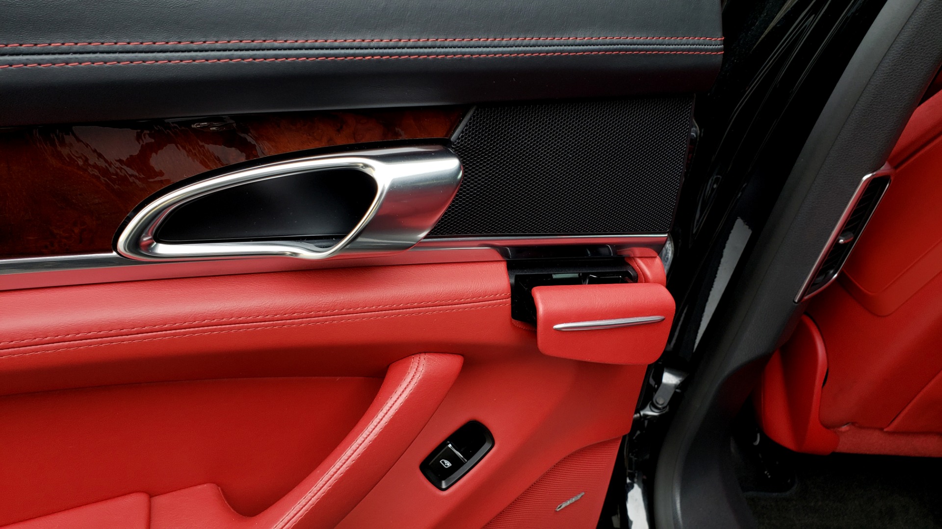 Used 2014 Porsche Panamera Turbo for sale Sold at Formula Imports in Charlotte NC 28227 64
