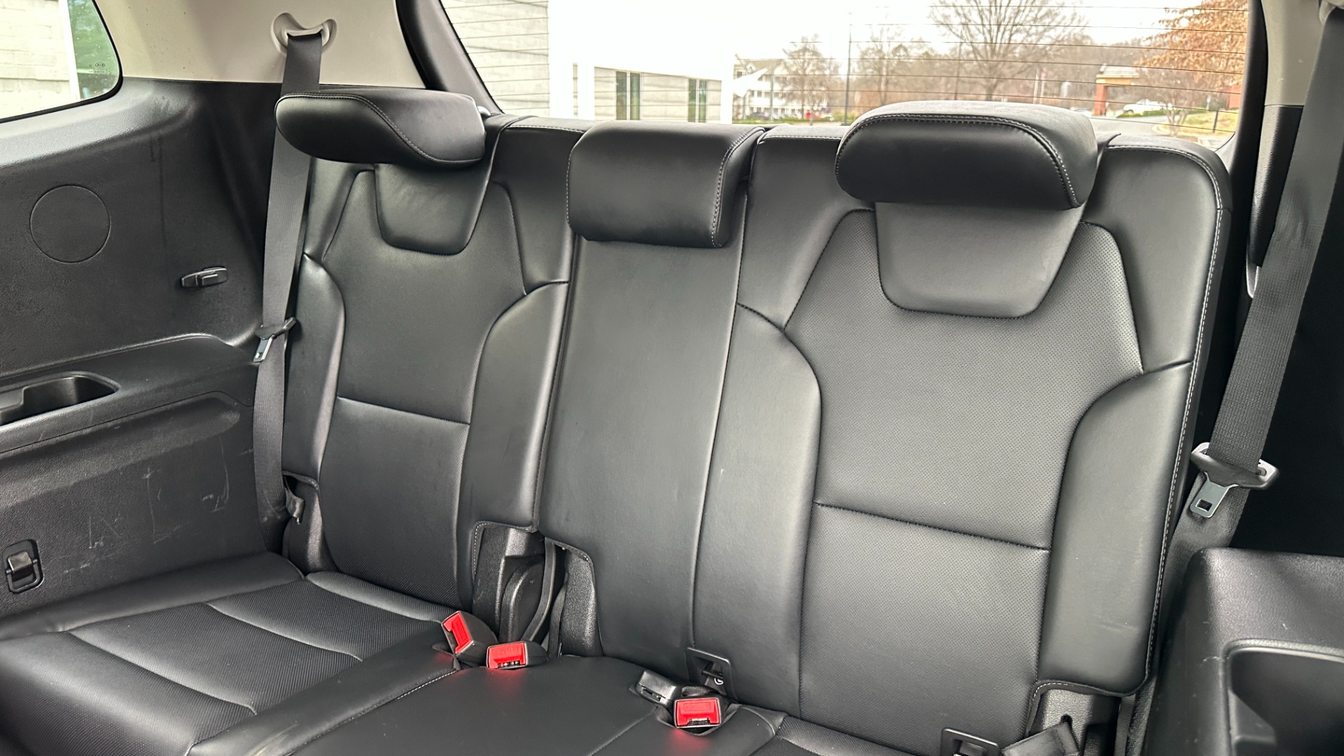 Used 2020 Kia Telluride EX / DRIVER ASSIST / LEATHER / V6 / APPLE CARPLAY / REARVIEW / 3 ROW for sale $31,695 at Formula Imports in Charlotte NC 28227 27