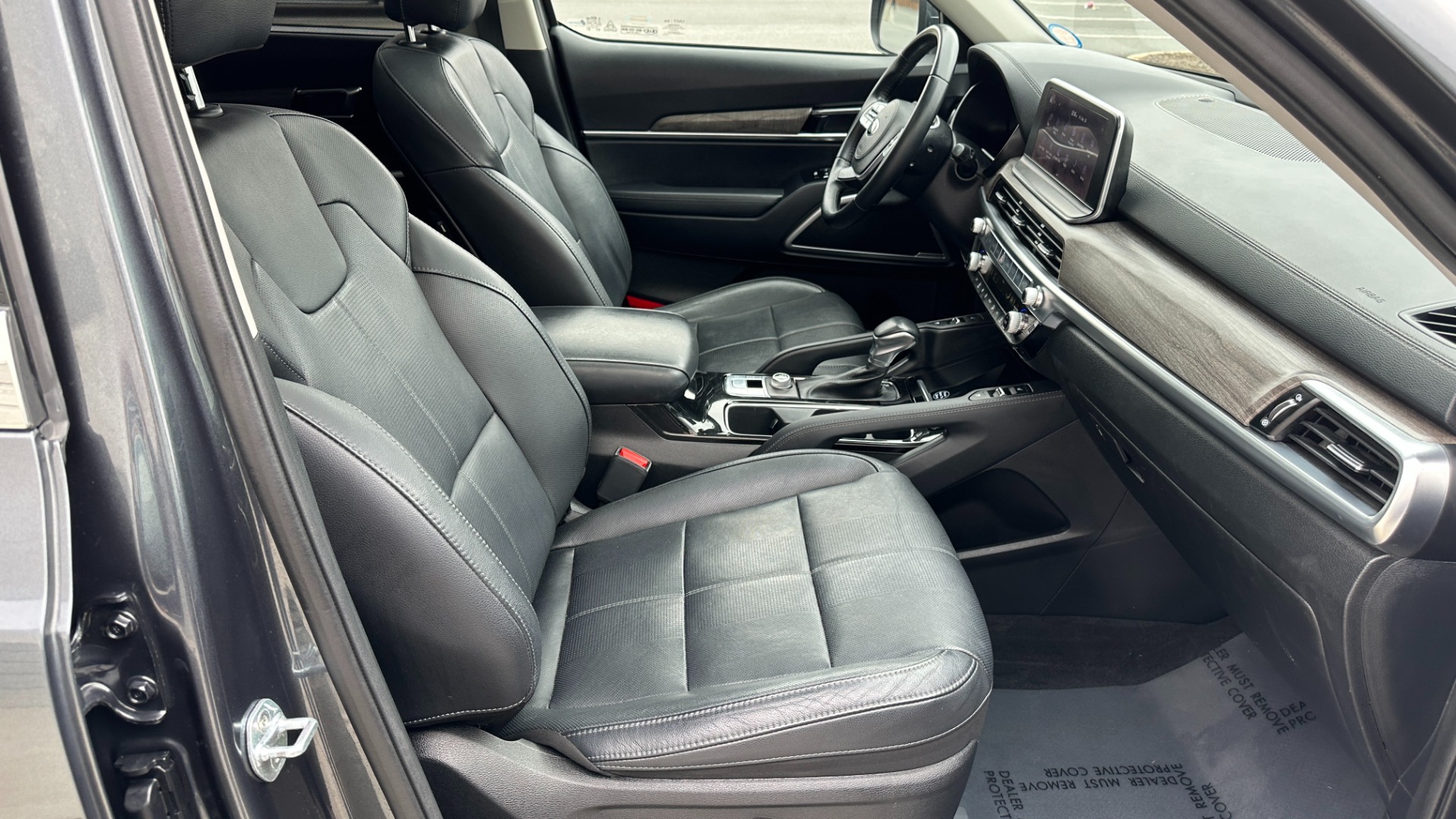 Used 2020 Kia Telluride EX / DRIVER ASSIST / LEATHER / V6 / APPLE CARPLAY / REARVIEW / 3 ROW for sale $31,695 at Formula Imports in Charlotte NC 28227 39