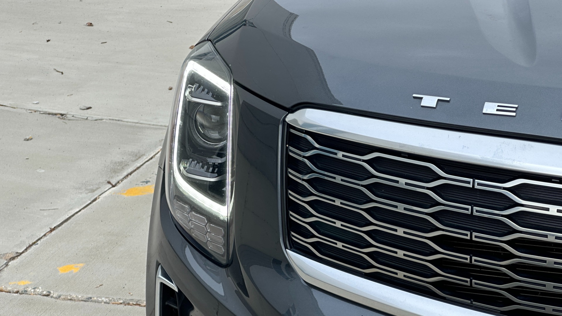 Used 2020 Kia Telluride EX / DRIVER ASSIST / LEATHER / V6 / APPLE CARPLAY / REARVIEW / 3 ROW for sale $31,695 at Formula Imports in Charlotte NC 28227 44