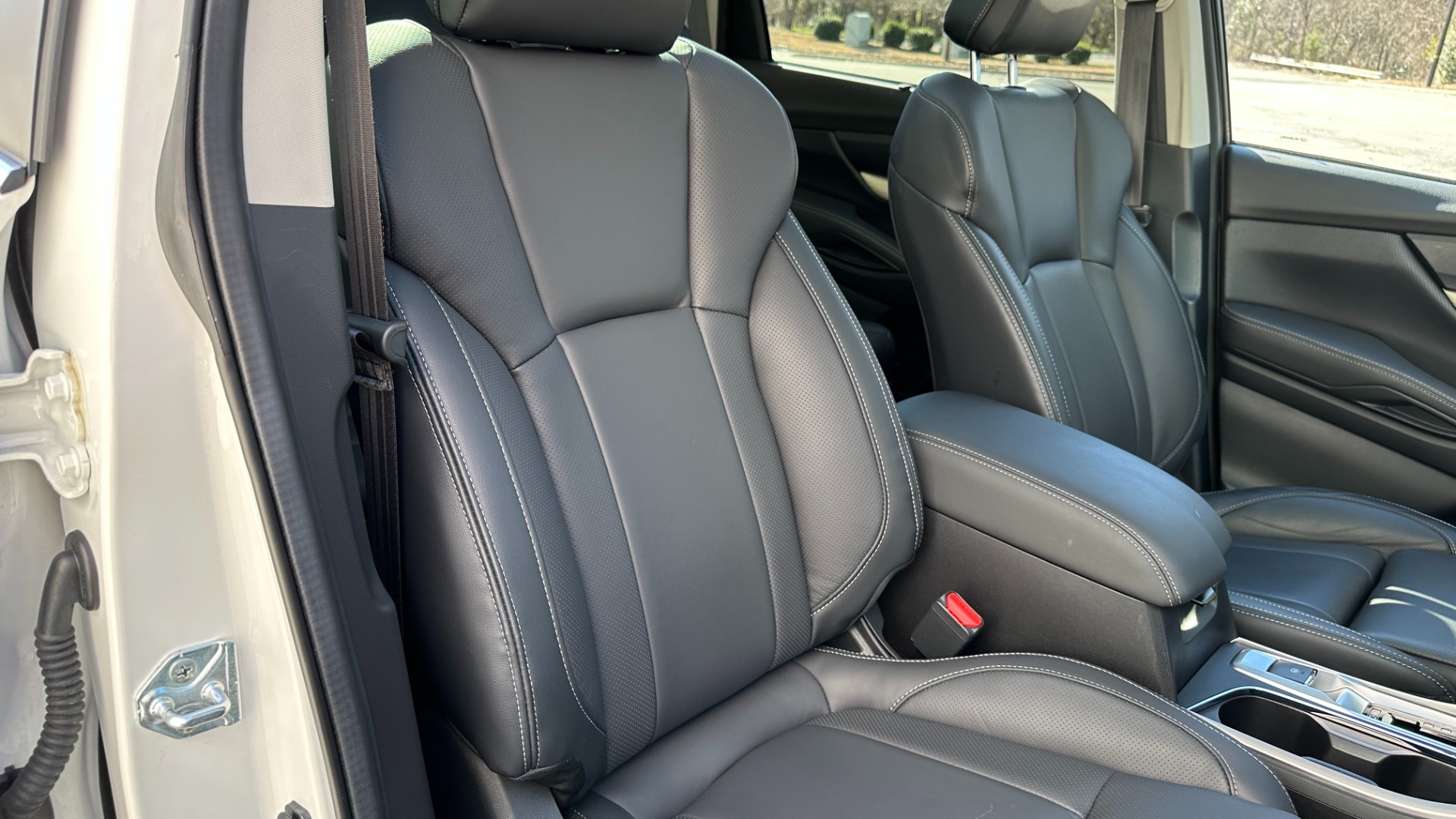 Used 2021 Subaru Ascent LIMITED / DRIVER ASSISTANCE / NAVIGATION / PANORAMIC ROOF / LEATHER for sale Sold at Formula Imports in Charlotte NC 28227 25