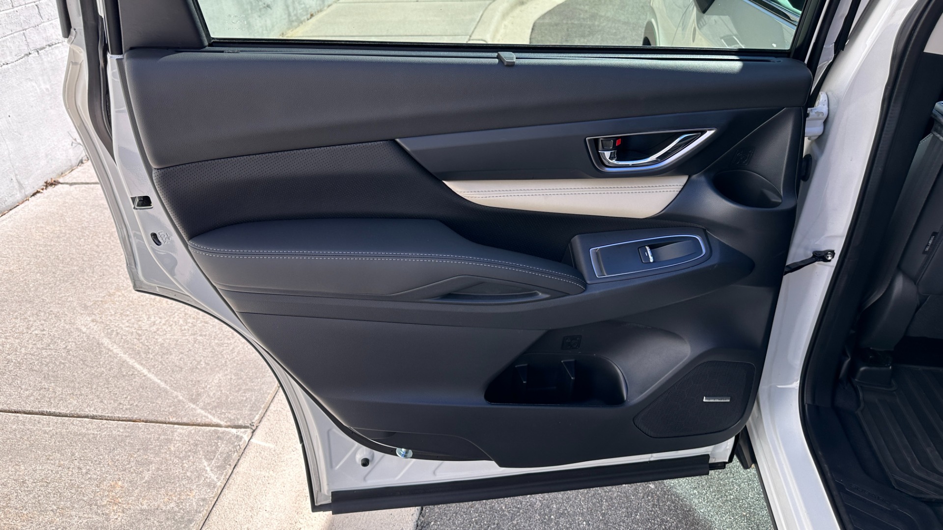Used 2021 Subaru Ascent LIMITED / DRIVER ASSISTANCE / NAVIGATION / PANORAMIC ROOF / LEATHER for sale Sold at Formula Imports in Charlotte NC 28227 37