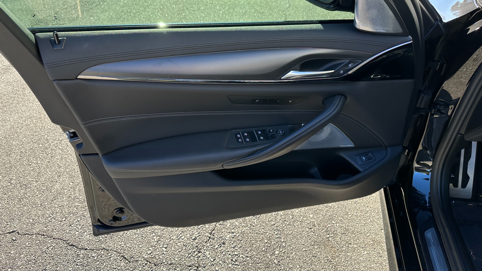 Used 2019 BMW M5 COMPETITION / AWD / EXECUTIVE PACKAGE / B AND W DIAMOND SOUND SYSTEM for sale $78,995 at Formula Imports in Charlotte NC 28227 13