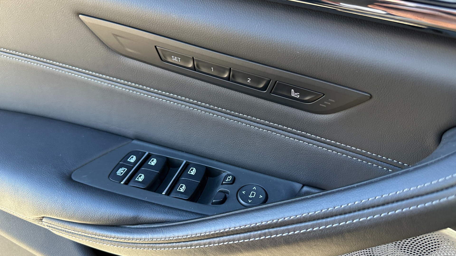 Used 2019 BMW M5 COMPETITION / AWD / EXECUTIVE PACKAGE / B AND W DIAMOND SOUND SYSTEM for sale $78,995 at Formula Imports in Charlotte NC 28227 24