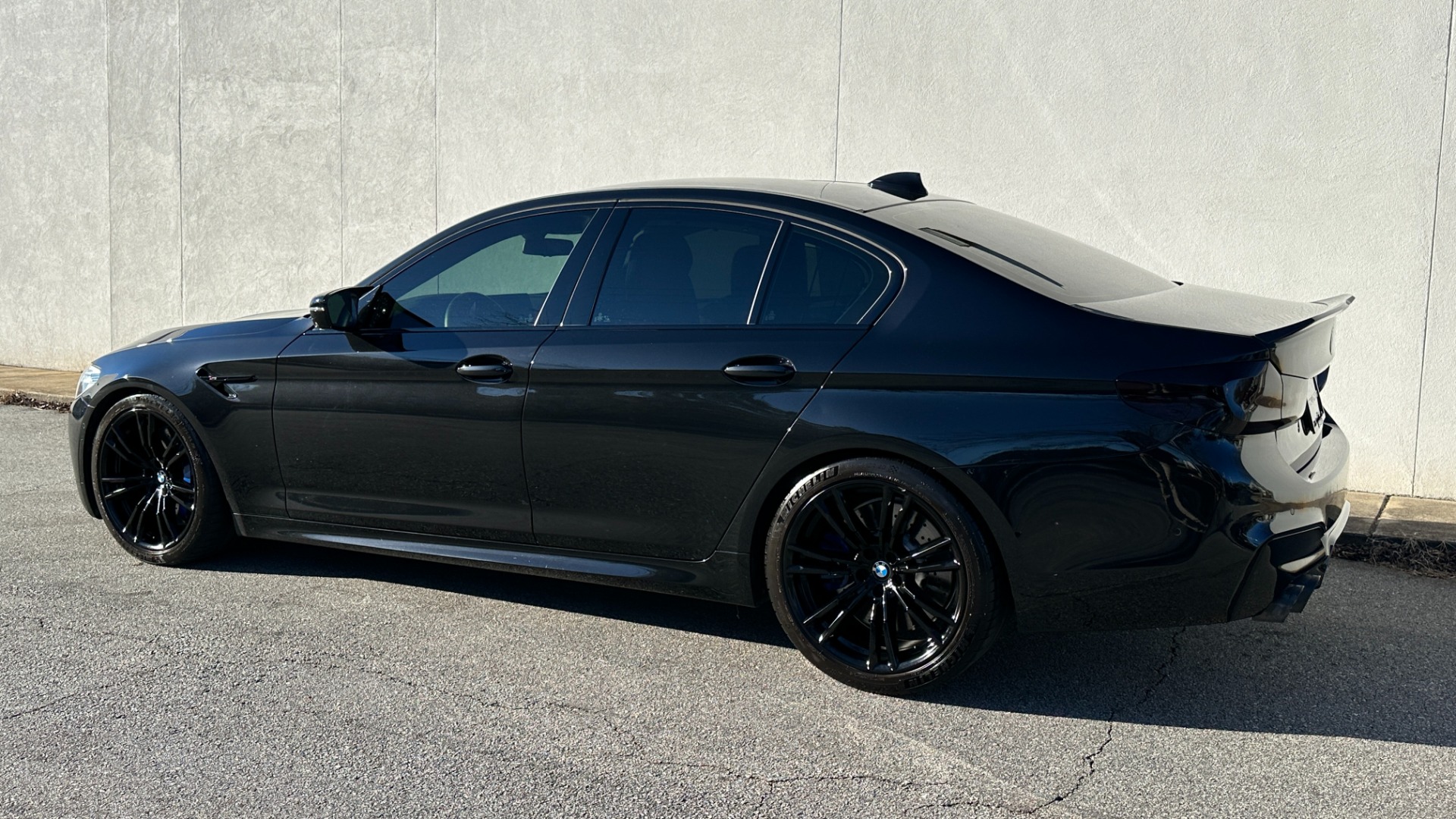 Used 2019 BMW M5 COMPETITION / AWD / EXECUTIVE PACKAGE / B AND W DIAMOND SOUND SYSTEM for sale $78,995 at Formula Imports in Charlotte NC 28227 3