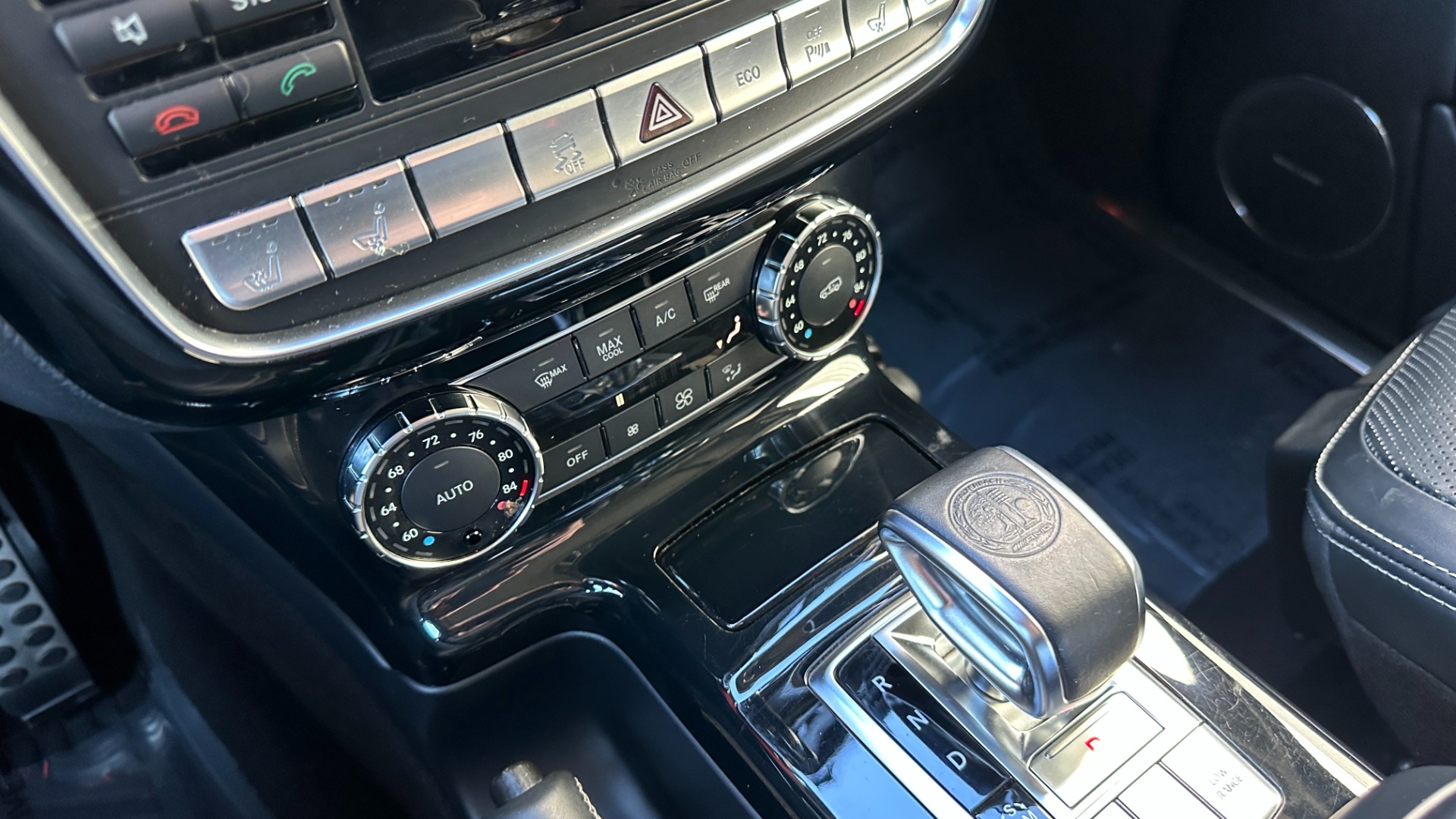 Used 2013 Mercedes-Benz G-Class G63 AMG / DESIGNO INTERIOR / DESIGNO TRIM / 20IN AMG WHEELS for sale $74,995 at Formula Imports in Charlotte NC 28227 21