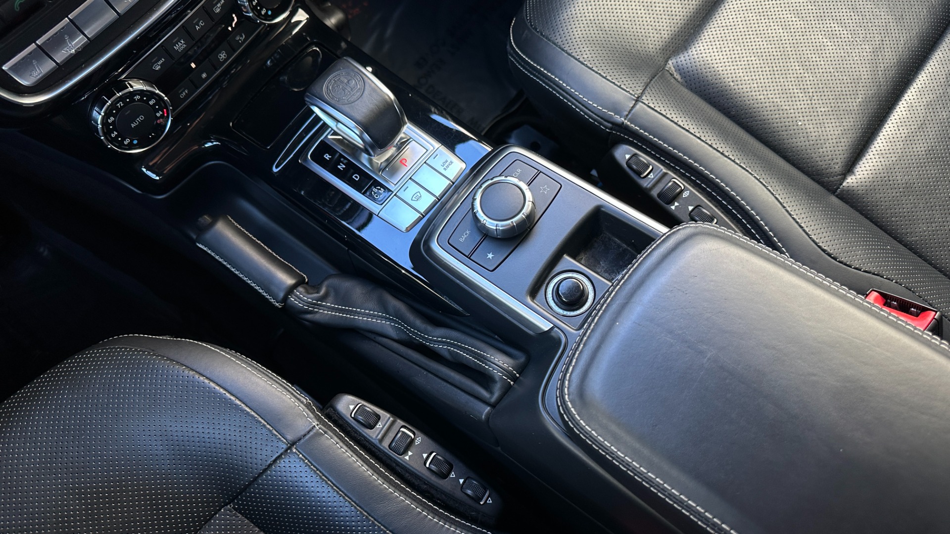 Used 2013 Mercedes-Benz G-Class G63 AMG / DESIGNO INTERIOR / DESIGNO TRIM / 20IN AMG WHEELS for sale Sold at Formula Imports in Charlotte NC 28227 22