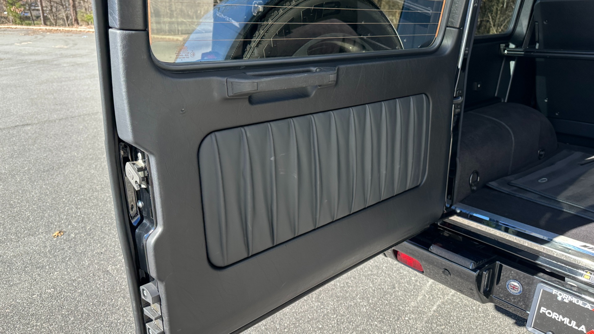 Used 2013 Mercedes-Benz G-Class G63 AMG / DESIGNO INTERIOR / DESIGNO TRIM / 20IN AMG WHEELS for sale $74,995 at Formula Imports in Charlotte NC 28227 41