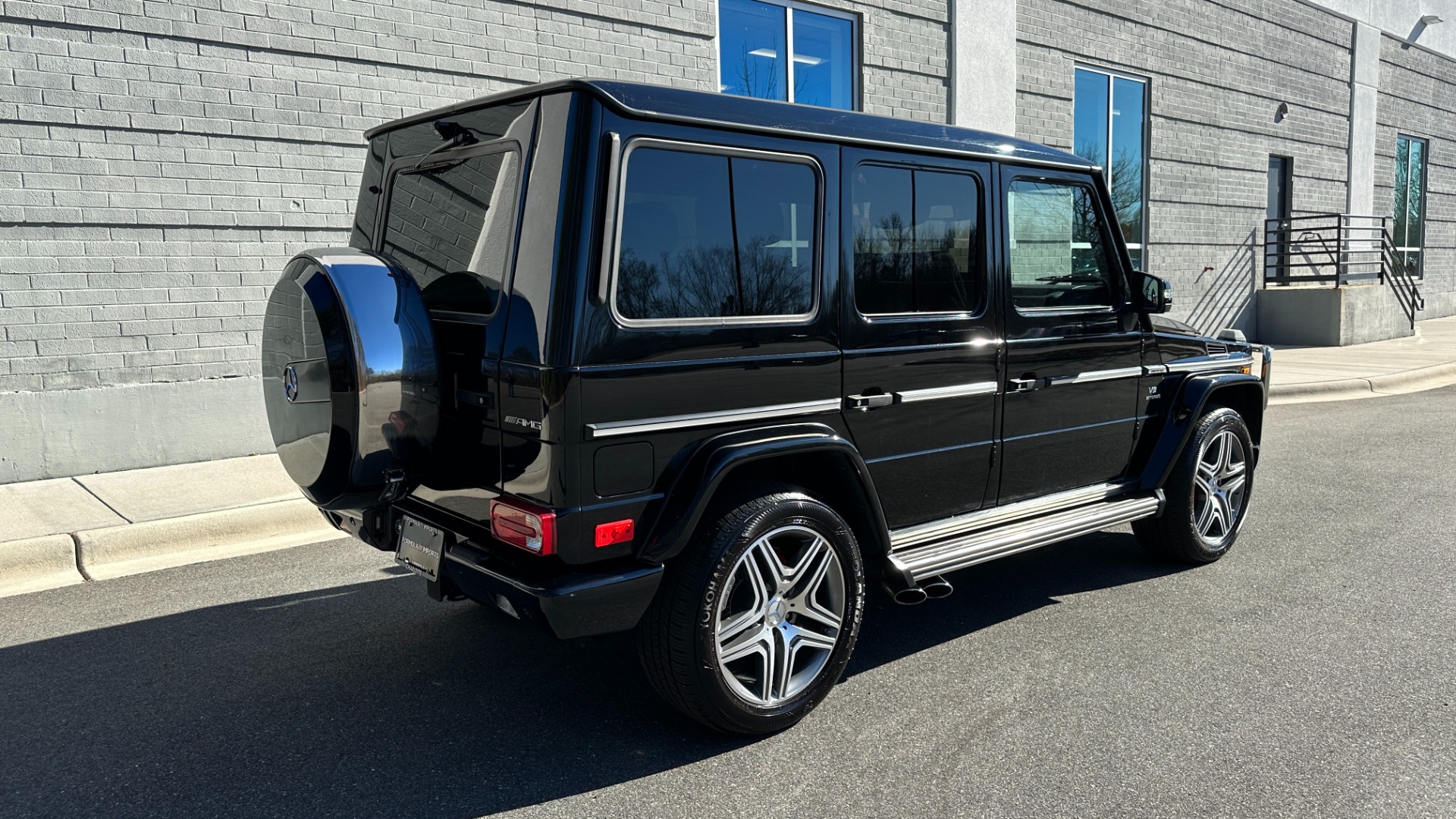 Used 2013 Mercedes-Benz G-Class G63 AMG / DESIGNO INTERIOR / DESIGNO TRIM / 20IN AMG WHEELS for sale Sold at Formula Imports in Charlotte NC 28227 6