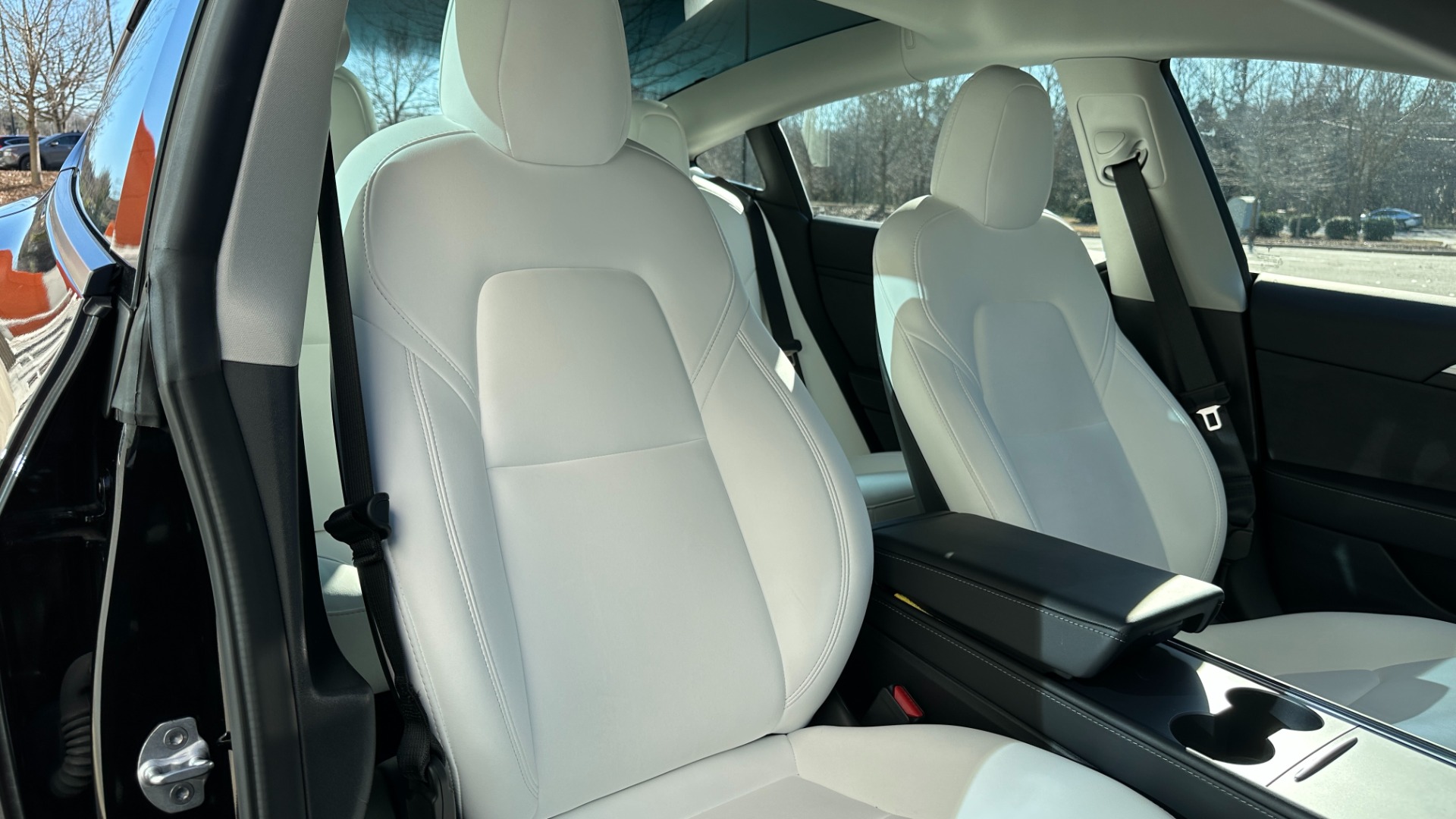 Used 2022 Tesla Model 3 LONG RANGE / AWD / AUTOPILOT / PREMIUM INTERIOR / GLOSS BLACK WHEELS for sale $47,559 at Formula Imports in Charlotte NC 28227 16