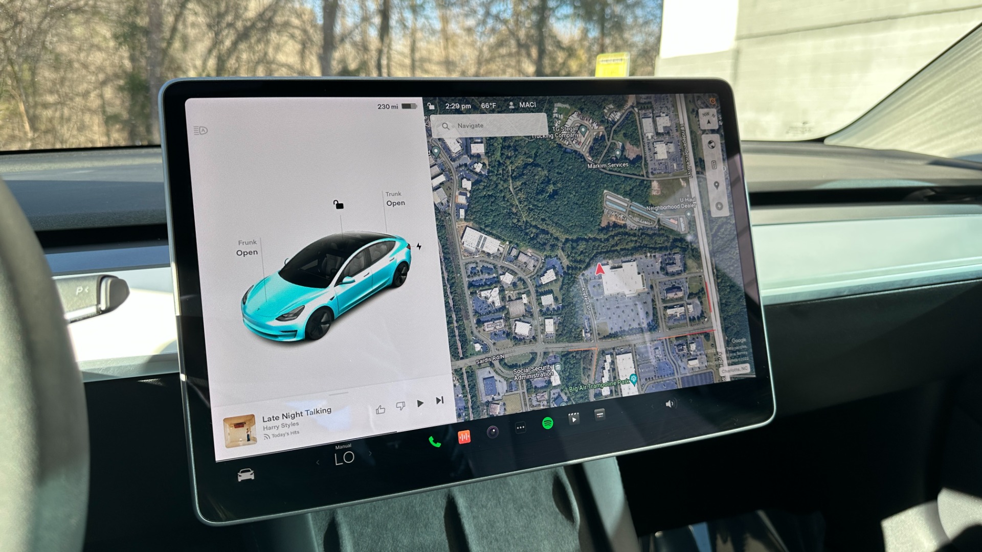 Used 2022 Tesla Model 3 LONG RANGE / AWD / AUTOPILOT / PREMIUM INTERIOR / GLOSS BLACK WHEELS for sale $47,559 at Formula Imports in Charlotte NC 28227 17