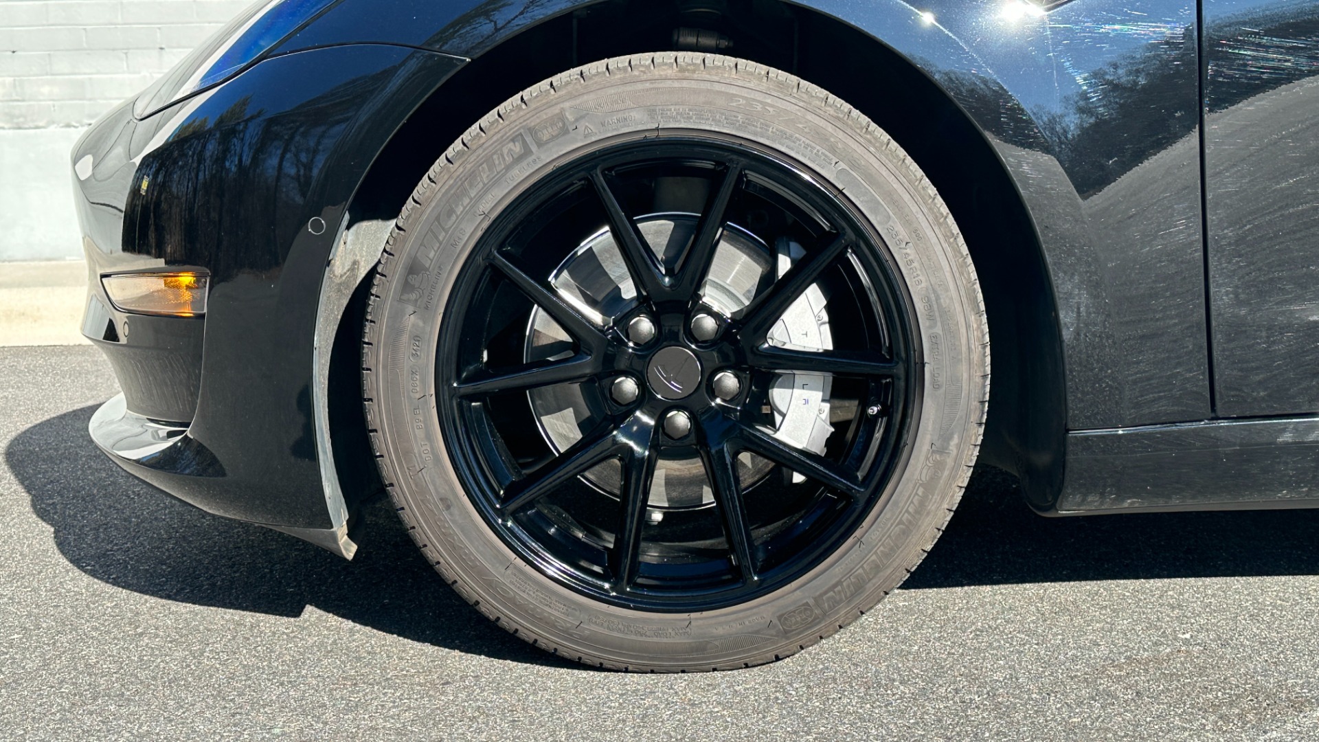Used 2022 Tesla Model 3 LONG RANGE / AWD / AUTOPILOT / PREMIUM INTERIOR / GLOSS BLACK WHEELS for sale $47,559 at Formula Imports in Charlotte NC 28227 37