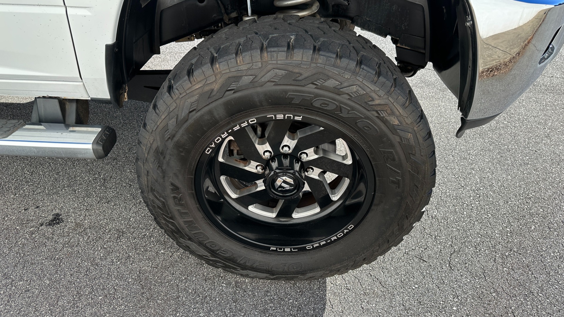 Used 2016 Ram 2500 BIG HORN / FUEL WHEELS / LIFT KIT / 37IN TIRES / CUMMINS 6.7 / LUXURY GROUP for sale Sold at Formula Imports in Charlotte NC 28227 48