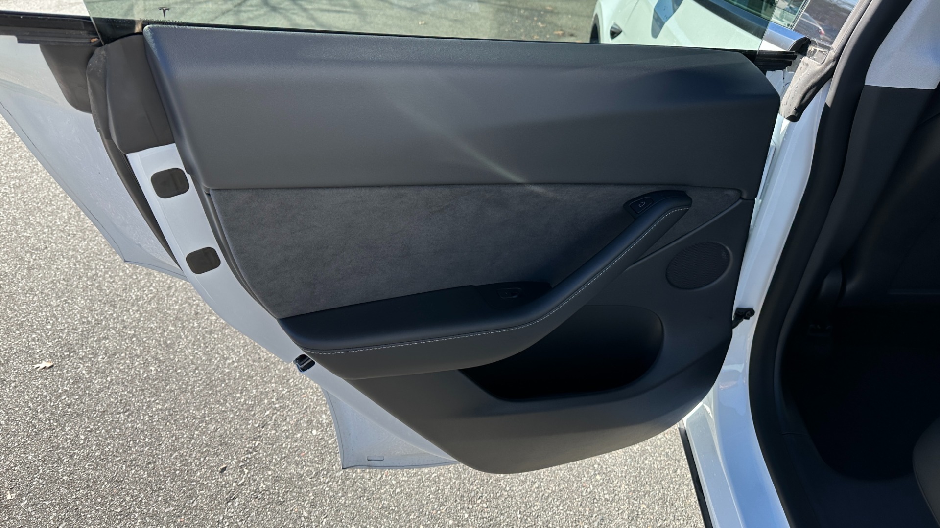 Used 2022 Tesla Model Y LONG RANGE / DUAL MOTOR / AUTOPILOT / PREMIUM CONNECTIVITY / TURBINE WHEELS for sale Sold at Formula Imports in Charlotte NC 28227 20