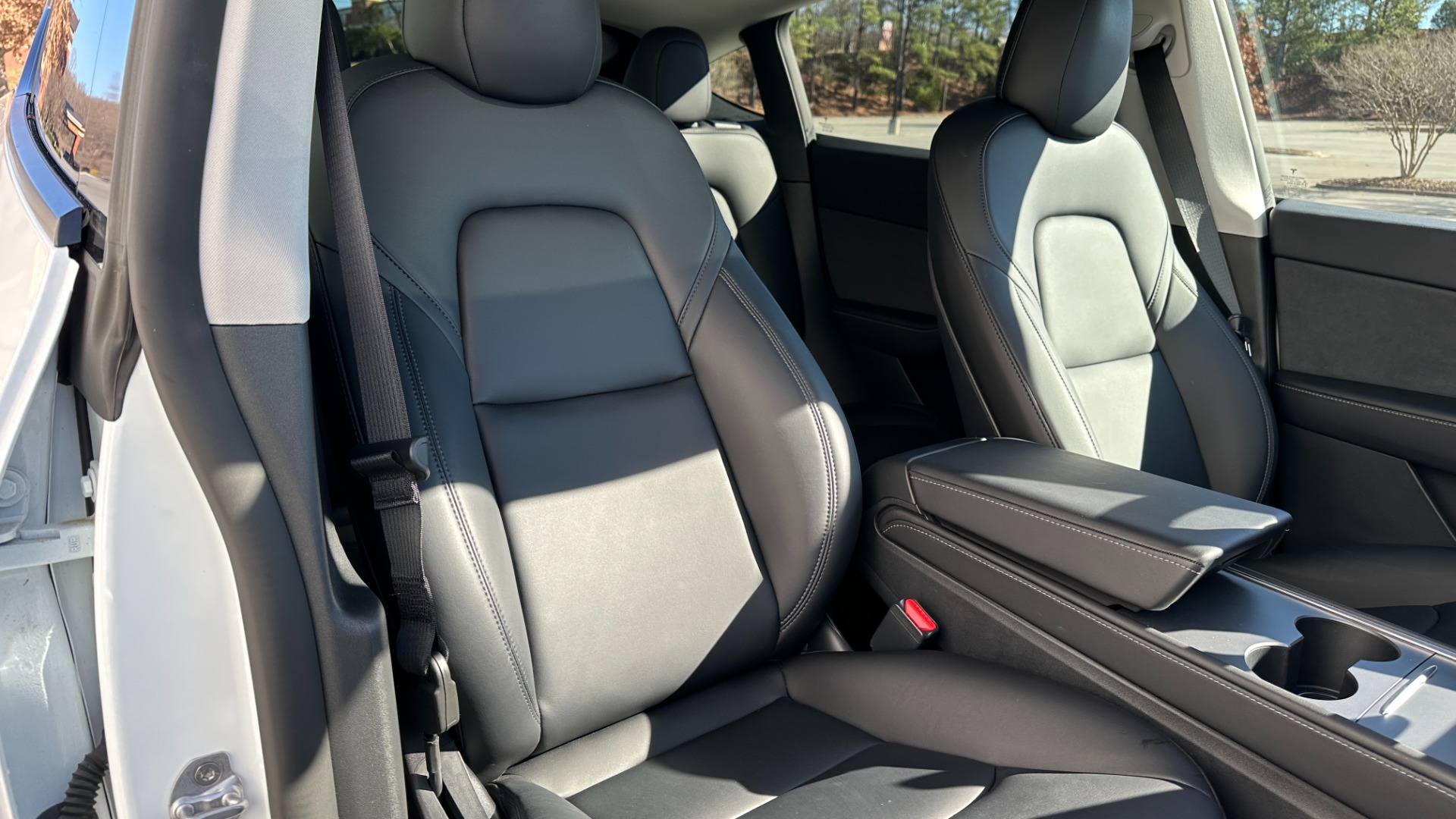 Used 2022 Tesla Model Y LONG RANGE / DUAL MOTOR / AUTOPILOT / PREMIUM CONNECTIVITY / TURBINE WHEELS for sale Sold at Formula Imports in Charlotte NC 28227 30
