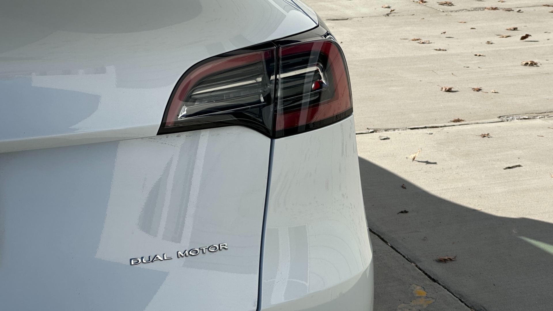 Used 2022 Tesla Model Y LONG RANGE / DUAL MOTOR / AUTOPILOT / PREMIUM CONNECTIVITY / TURBINE WHEELS for sale Sold at Formula Imports in Charlotte NC 28227 33