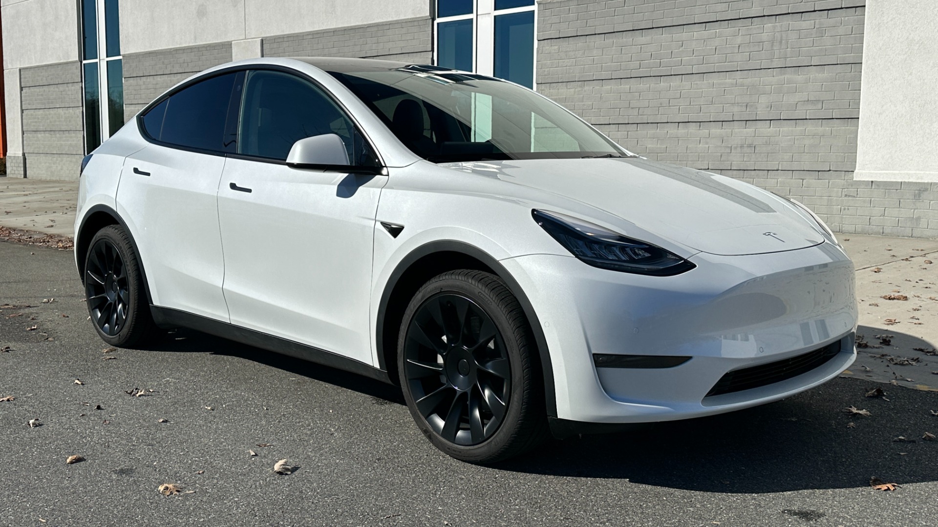 Used 2022 Tesla Model Y LONG RANGE / DUAL MOTOR / AUTOPILOT / PREMIUM CONNECTIVITY / TURBINE WHEELS for sale Sold at Formula Imports in Charlotte NC 28227 7