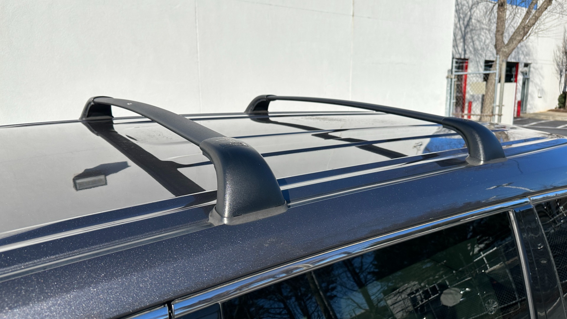 Used 2017 Toyota Highlander LE / AWD / V6 ENGINE / ROOF BARS / CLOTH SEATINGG for sale $27,995 at Formula Imports in Charlotte NC 28227 32