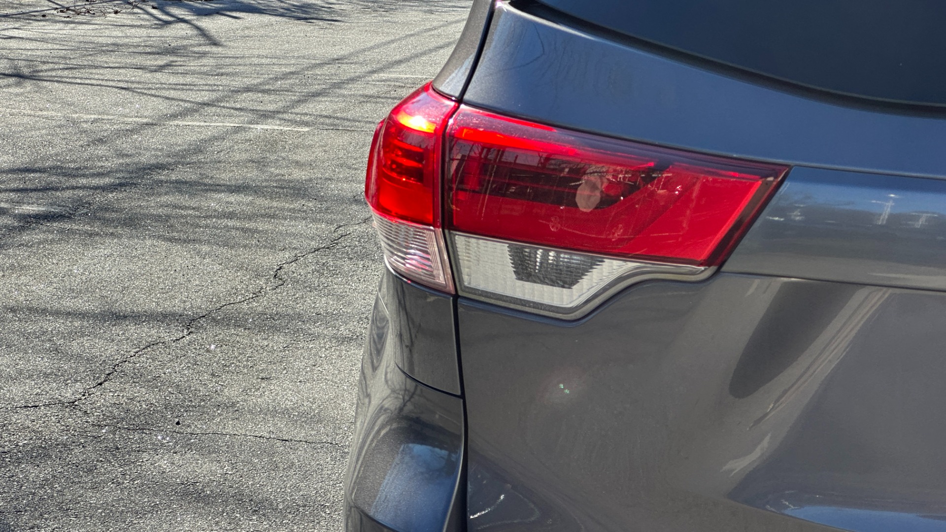 Used 2017 Toyota Highlander LE / AWD / V6 ENGINE / ROOF BARS / CLOTH SEATINGG for sale $27,995 at Formula Imports in Charlotte NC 28227 39