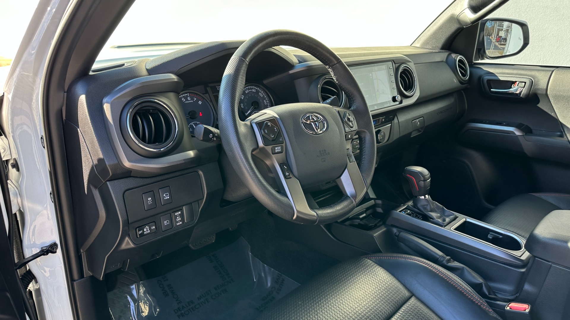 Used 2020 Toyota Tacoma 4WD TRD PRO / NAV / LEATHER / TRD WHEELS / BED COVER / SUNROOF for sale Sold at Formula Imports in Charlotte NC 28227 11