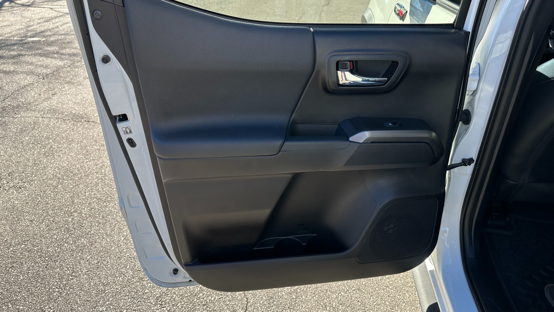 Used 2020 Toyota Tacoma 4WD TRD PRO / NAV / LEATHER / TRD WHEELS / BED COVER / SUNROOF for sale Sold at Formula Imports in Charlotte NC 28227 23