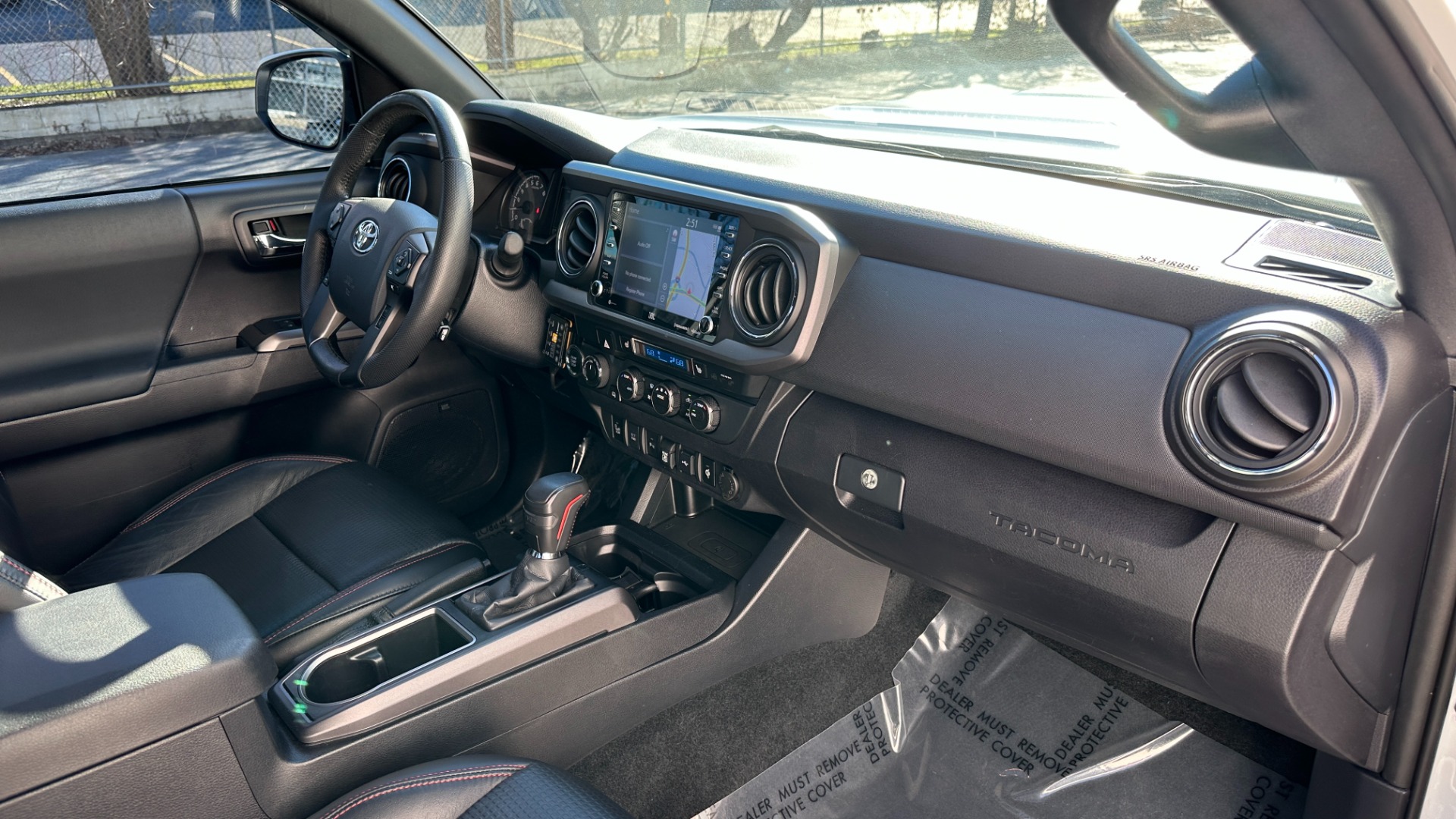 Used 2020 Toyota Tacoma 4WD TRD PRO / NAV / LEATHER / TRD WHEELS / BED COVER / SUNROOF for sale Sold at Formula Imports in Charlotte NC 28227 33