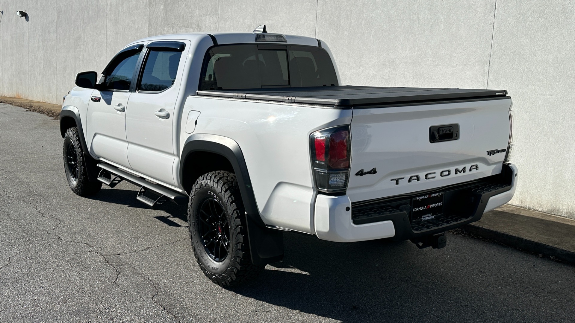 Used 2020 Toyota Tacoma 4WD TRD PRO / NAV / LEATHER / TRD WHEELS / BED COVER / SUNROOF for sale Sold at Formula Imports in Charlotte NC 28227 4