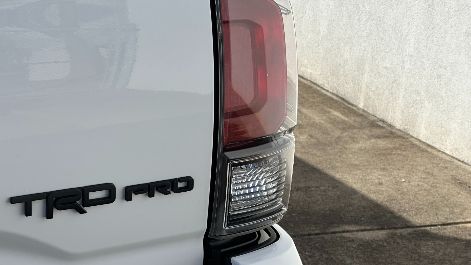 Used 2020 Toyota Tacoma 4WD TRD PRO / NAV / LEATHER / TRD WHEELS / BED COVER / SUNROOF for sale Sold at Formula Imports in Charlotte NC 28227 41