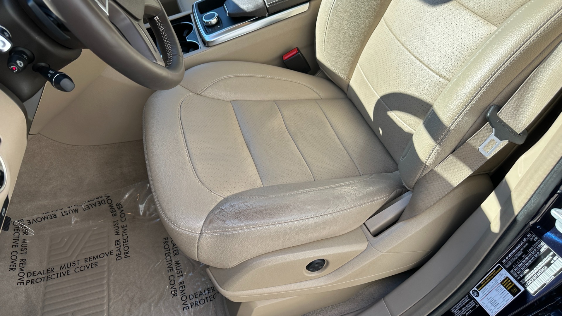 Used 2015 Mercedes-Benz M-Class ML350 AWD / AMBIENT LIGHTING / HK SOUND / PREMIUM PKG / LANE TRACKING for sale Sold at Formula Imports in Charlotte NC 28227 14