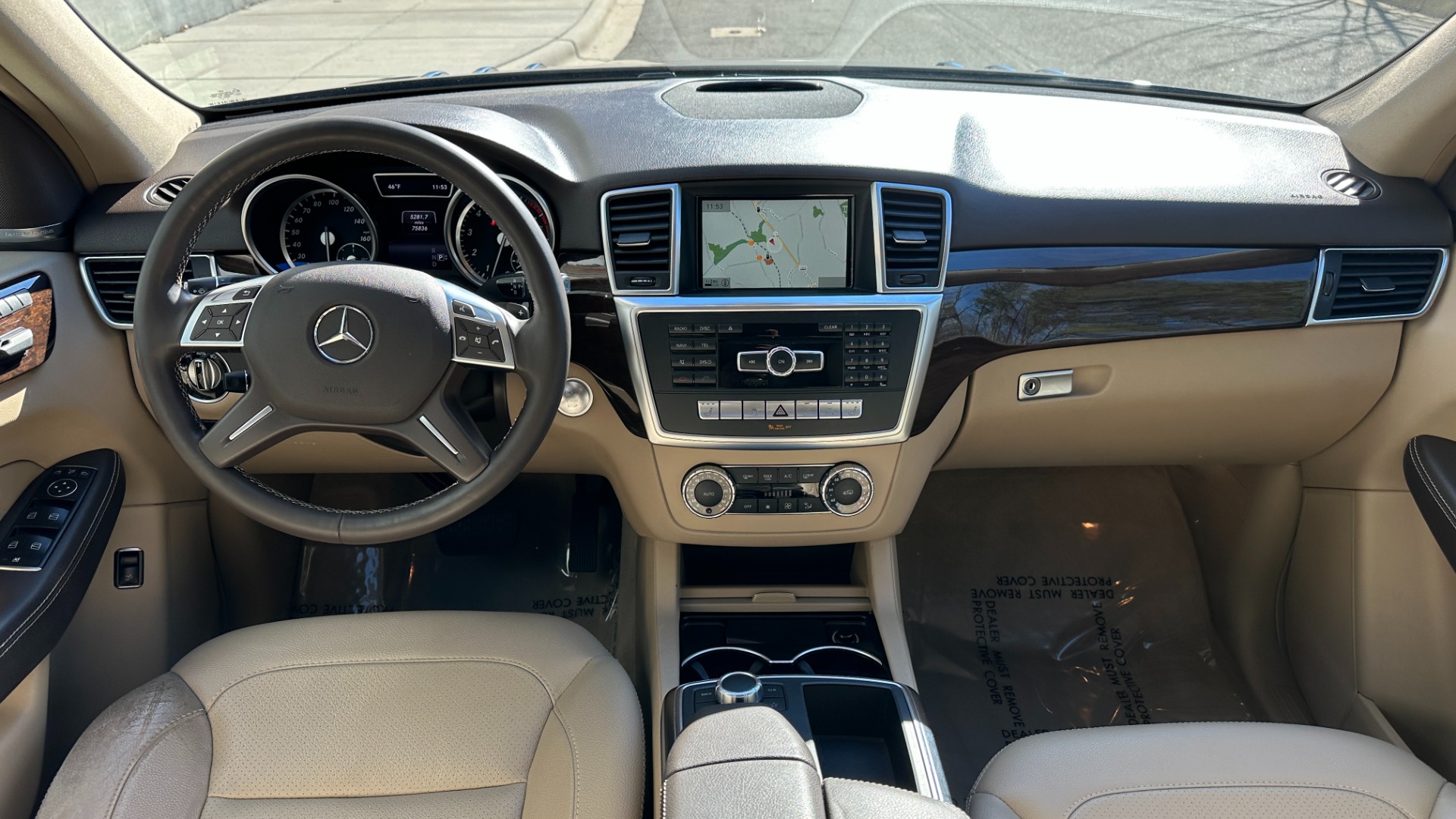 Used 2015 Mercedes-Benz M-Class ML350 AWD / AMBIENT LIGHTING / HK SOUND / PREMIUM PKG / LANE TRACKING for sale $21,995 at Formula Imports in Charlotte NC 28227 28