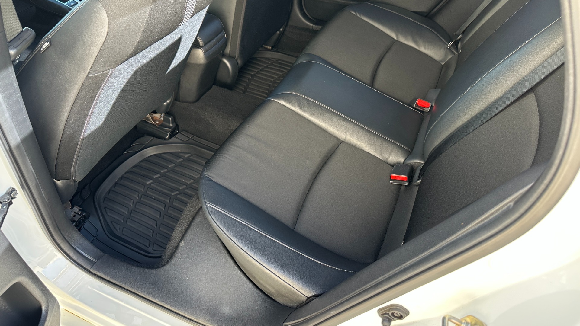 Used 2019 Honda Civic Sedan SPORT / CLOTH / REARVIEW / 4CYL for sale Sold at Formula Imports in Charlotte NC 28227 18