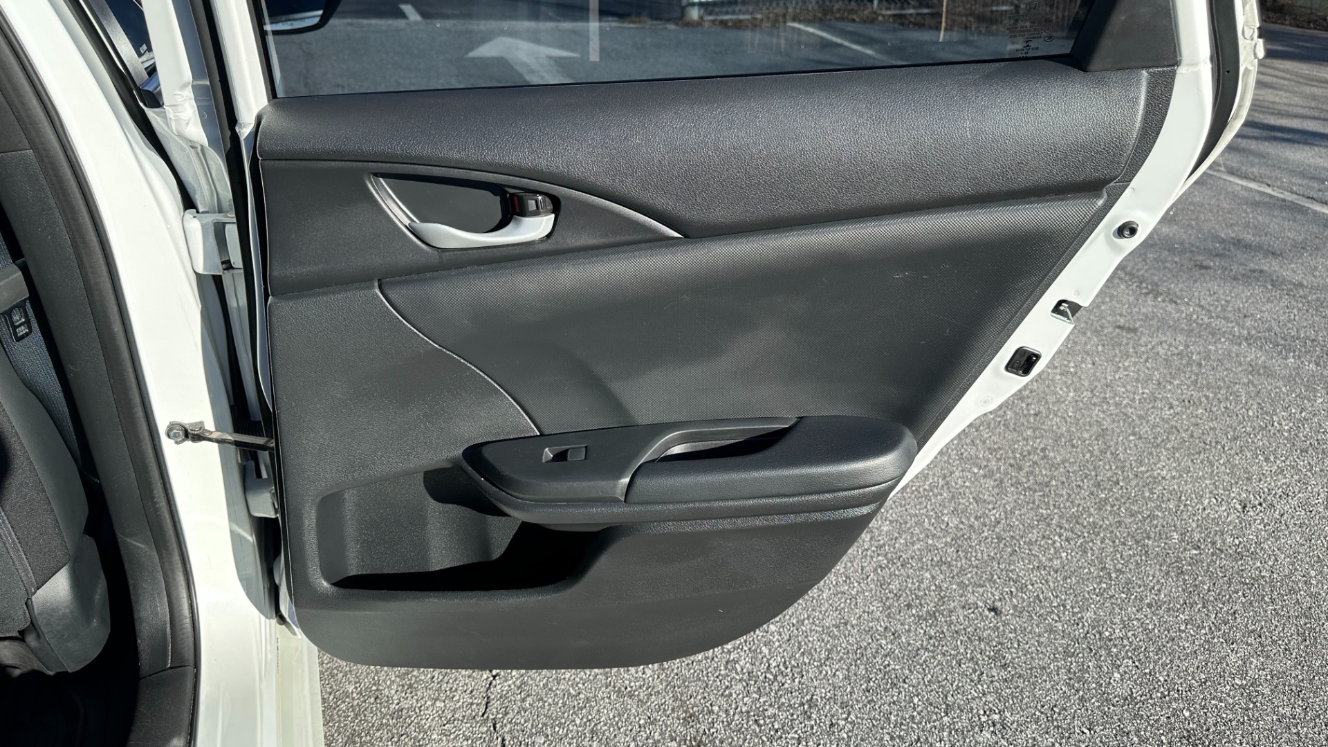 Used 2019 Honda Civic Sedan SPORT / CLOTH / REARVIEW / 4CYL for sale Sold at Formula Imports in Charlotte NC 28227 20