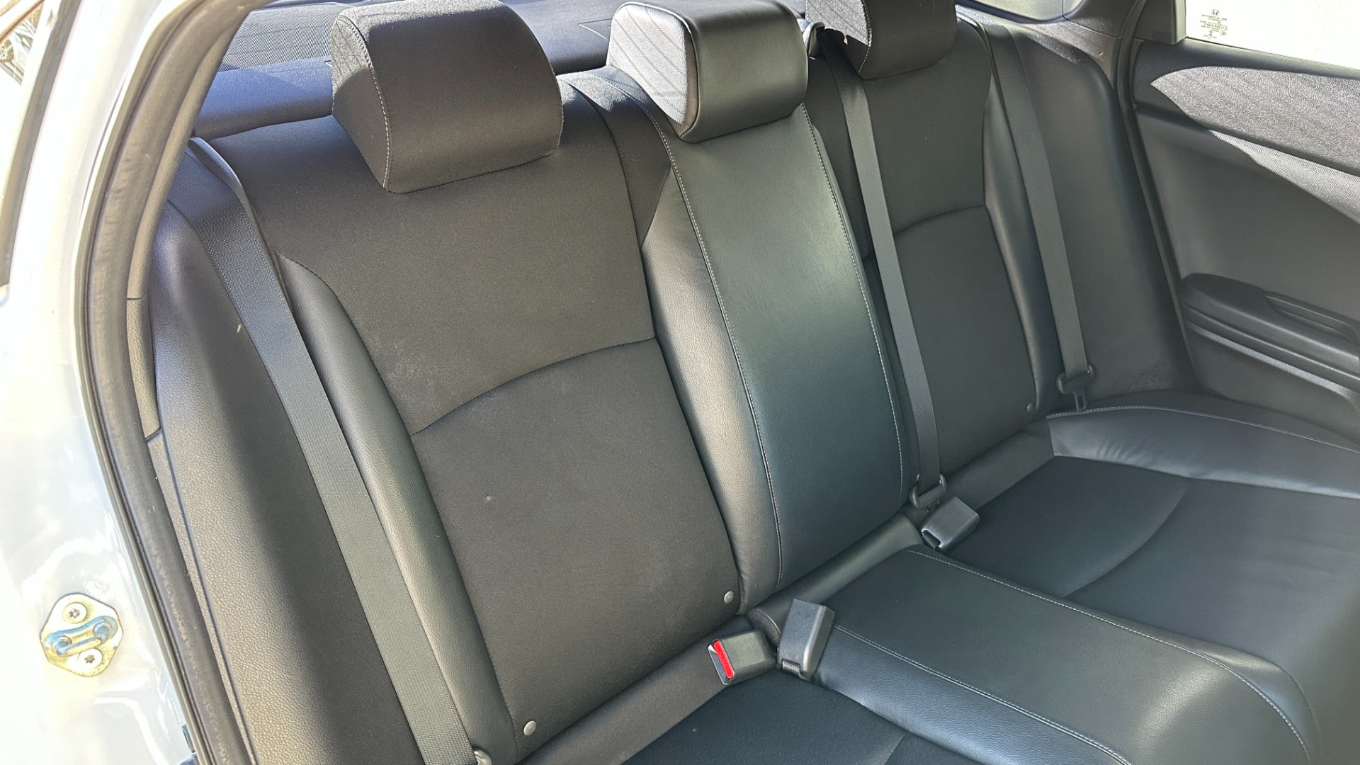 Used 2019 Honda Civic Sedan SPORT / CLOTH / REARVIEW / 4CYL for sale Sold at Formula Imports in Charlotte NC 28227 22