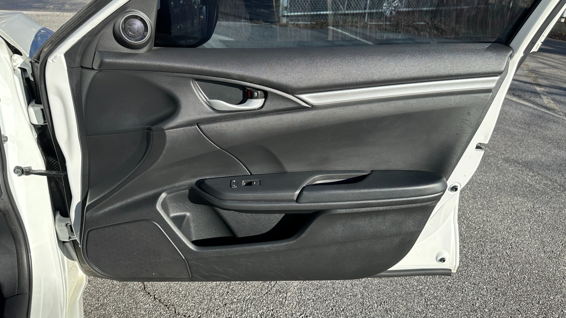 Used 2019 Honda Civic Sedan SPORT / CLOTH / REARVIEW / 4CYL for sale Sold at Formula Imports in Charlotte NC 28227 23