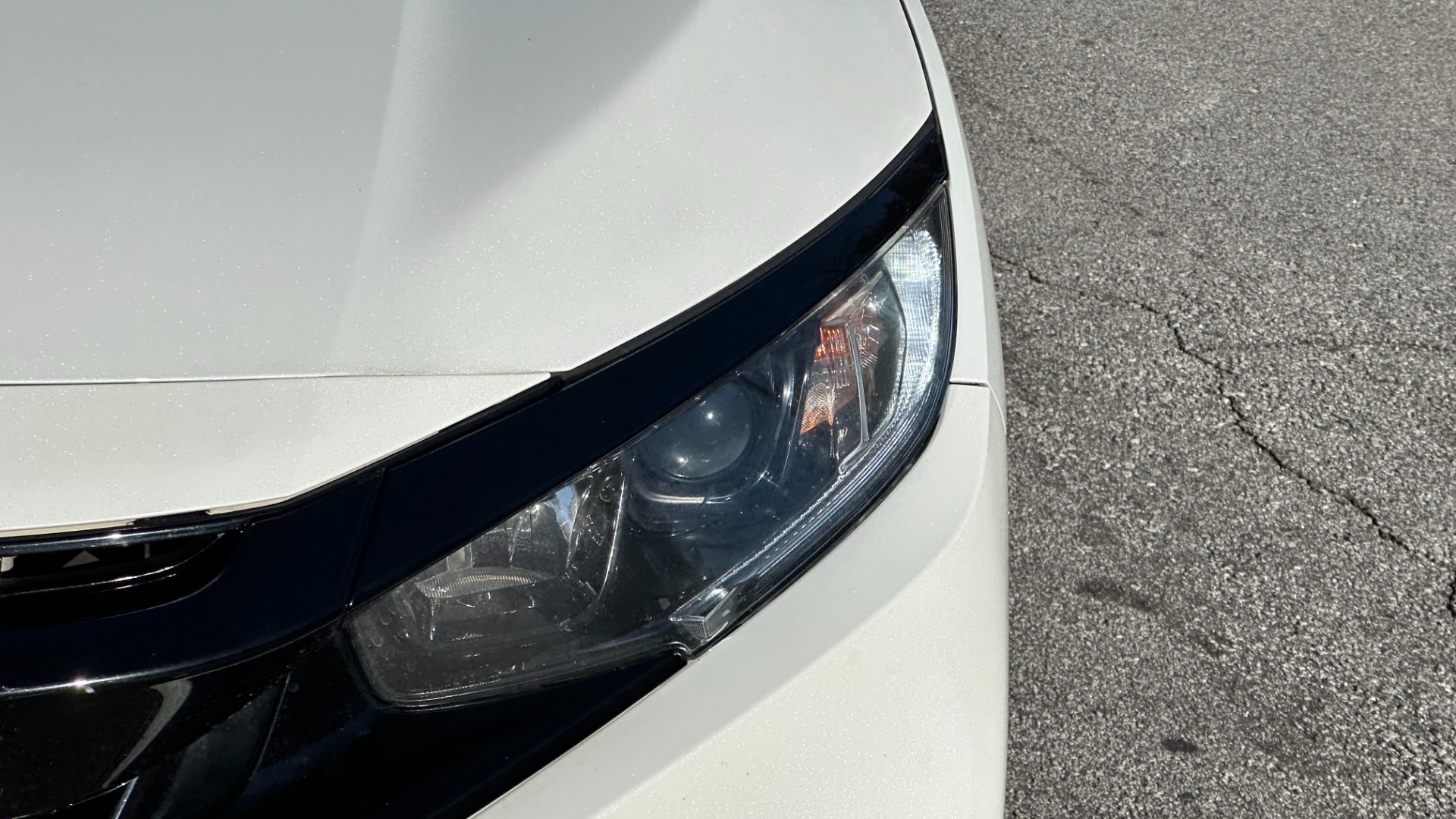 Used 2019 Honda Civic Sedan SPORT / CLOTH / REARVIEW / 4CYL for sale Sold at Formula Imports in Charlotte NC 28227 31