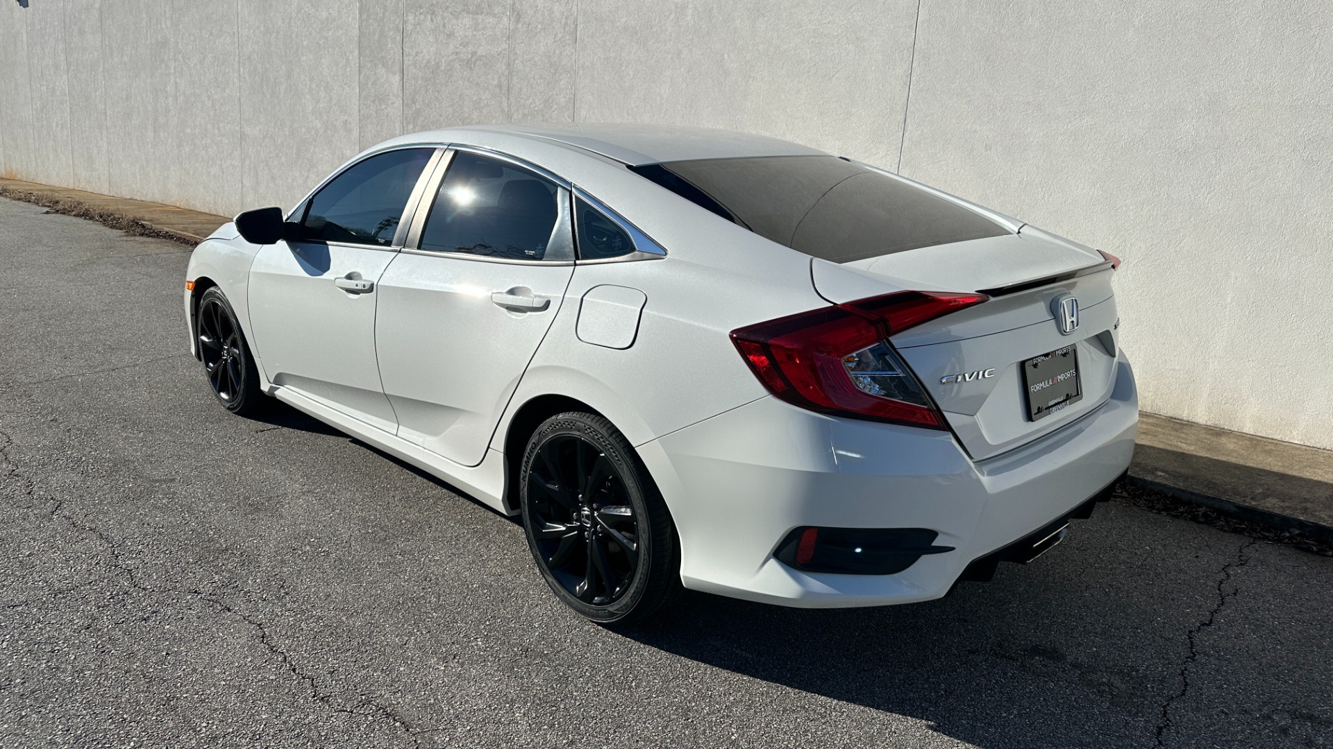 Used 2019 Honda Civic Sedan SPORT / CLOTH / REARVIEW / 4CYL for sale Sold at Formula Imports in Charlotte NC 28227 4