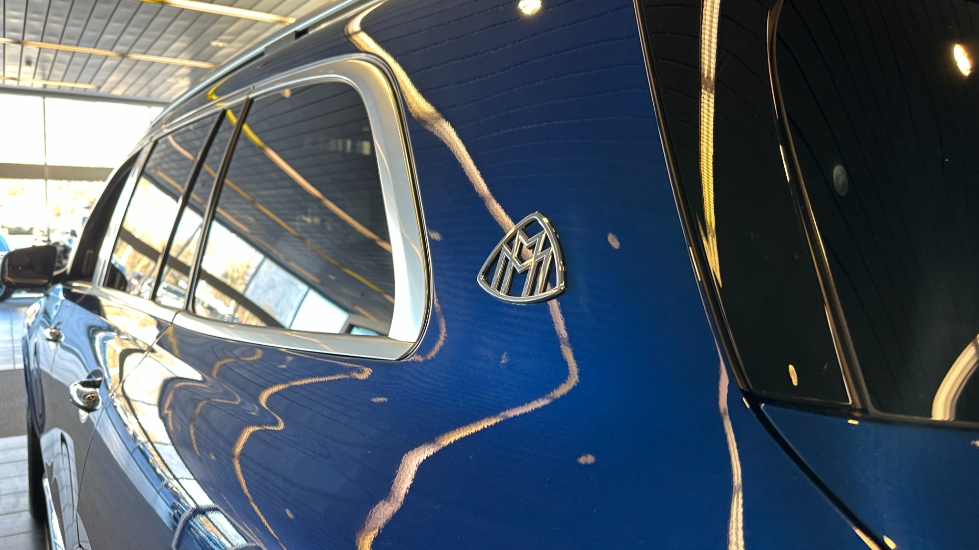 Used 2021 Mercedes-Benz GLS MAYBACH GLS600 / 23IN WHEELS / PIANO BLACK TRIM / CHAMPAGNE FRIDGE for sale $216,995 at Formula Imports in Charlotte NC 28227 11