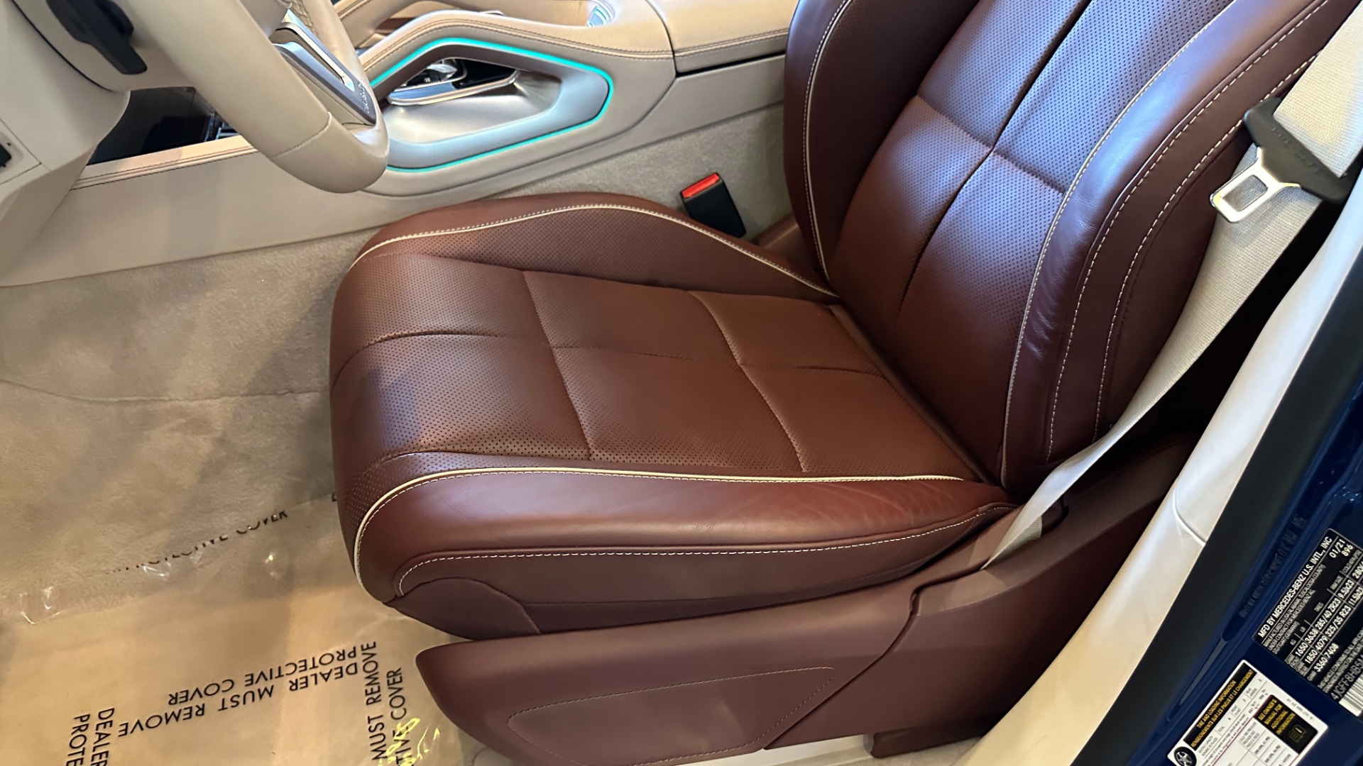 Used 2021 Mercedes-Benz GLS MAYBACH GLS600 / 23IN WHEELS / PIANO BLACK TRIM / CHAMPAGNE FRIDGE for sale $216,995 at Formula Imports in Charlotte NC 28227 50