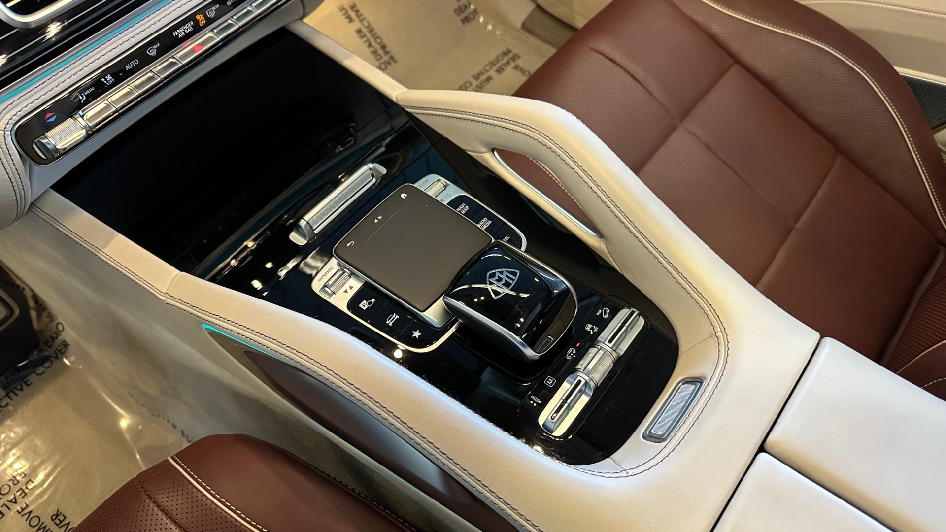 Used 2021 Mercedes-Benz GLS MAYBACH GLS600 / 23IN WHEELS / PIANO BLACK TRIM / CHAMPAGNE FRIDGE for sale $216,995 at Formula Imports in Charlotte NC 28227 56