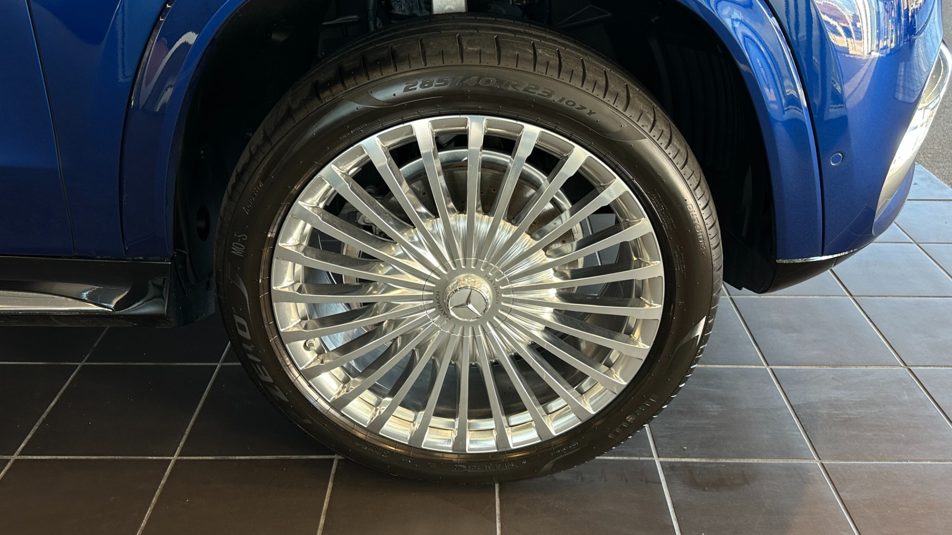 Used 2021 Mercedes-Benz GLS MAYBACH GLS600 / 23IN WHEELS / PIANO BLACK TRIM / CHAMPAGNE FRIDGE for sale $216,995 at Formula Imports in Charlotte NC 28227 68